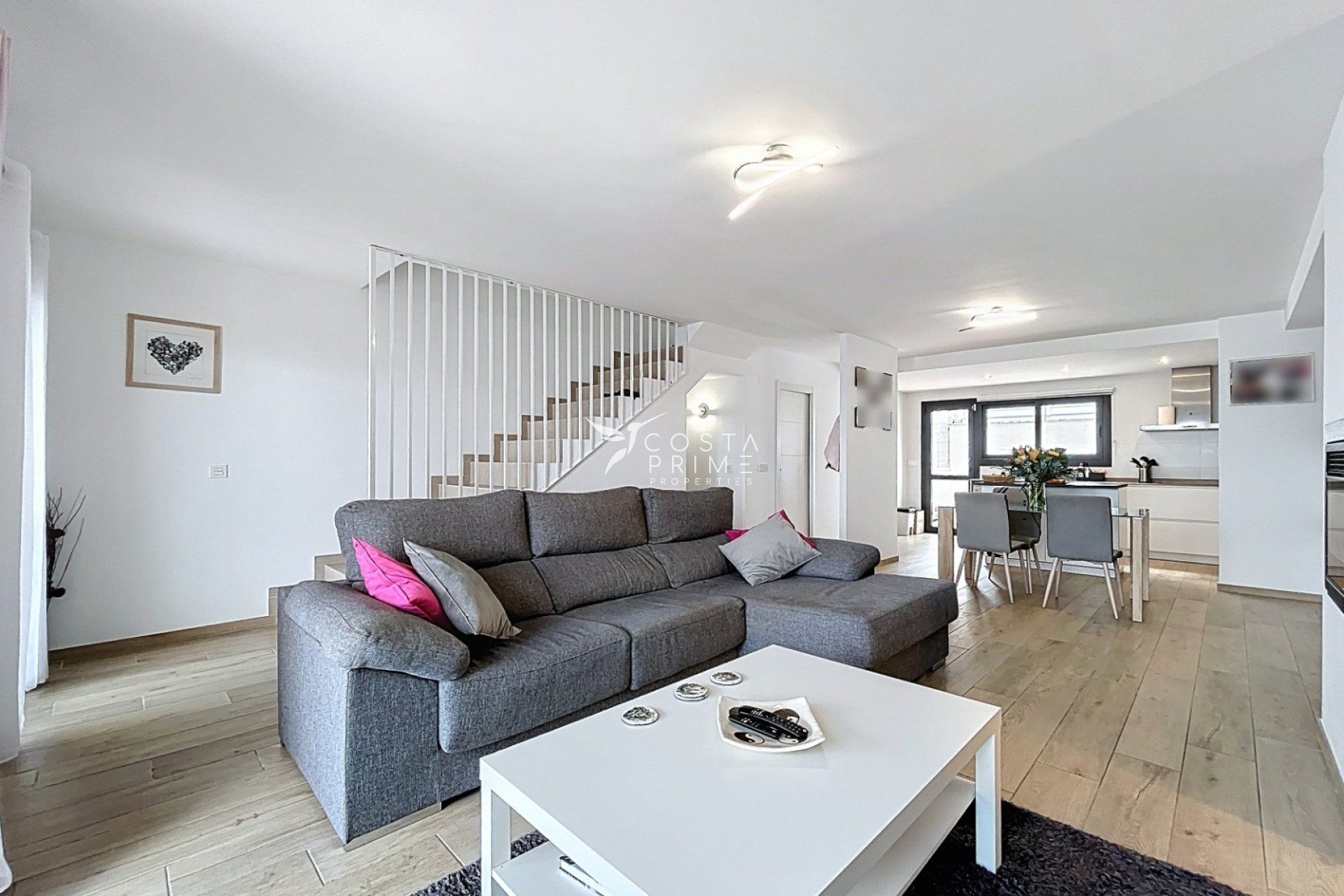 Resale - Townhouse / Semi - Albir