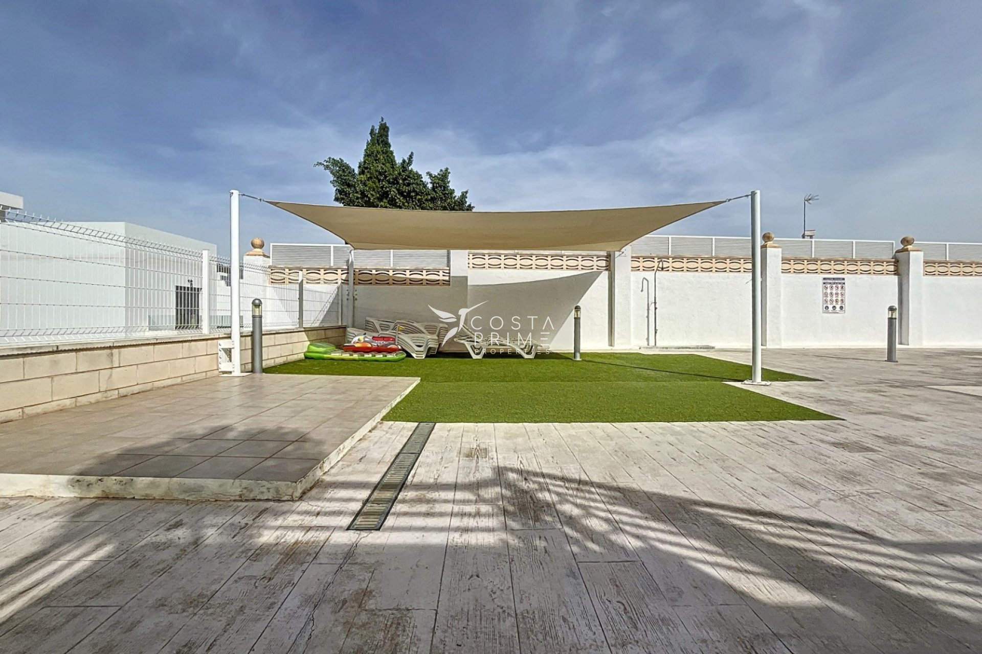 Resale - Townhouse / Semi - Albir