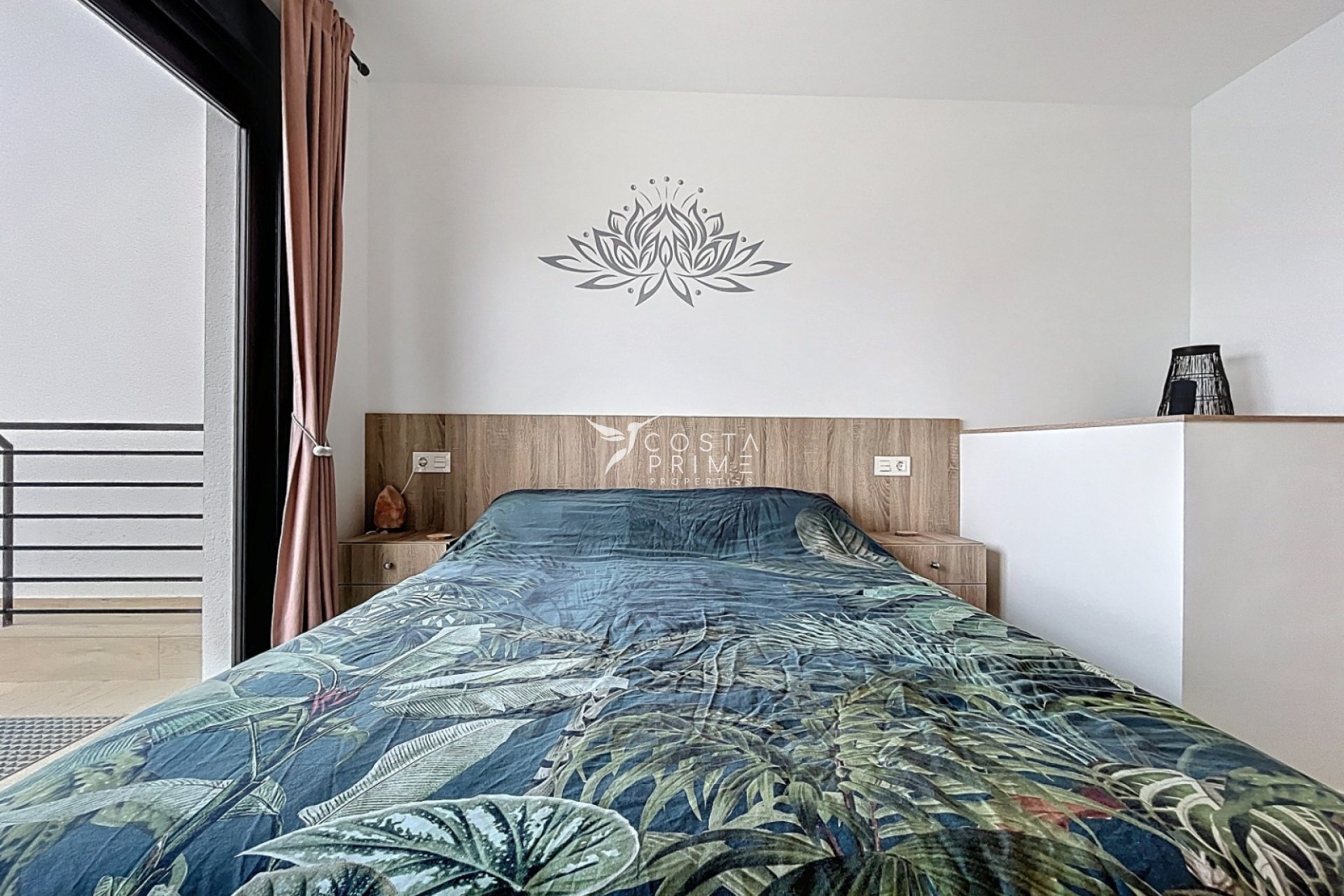 Resale - Townhouse / Semi - Albir