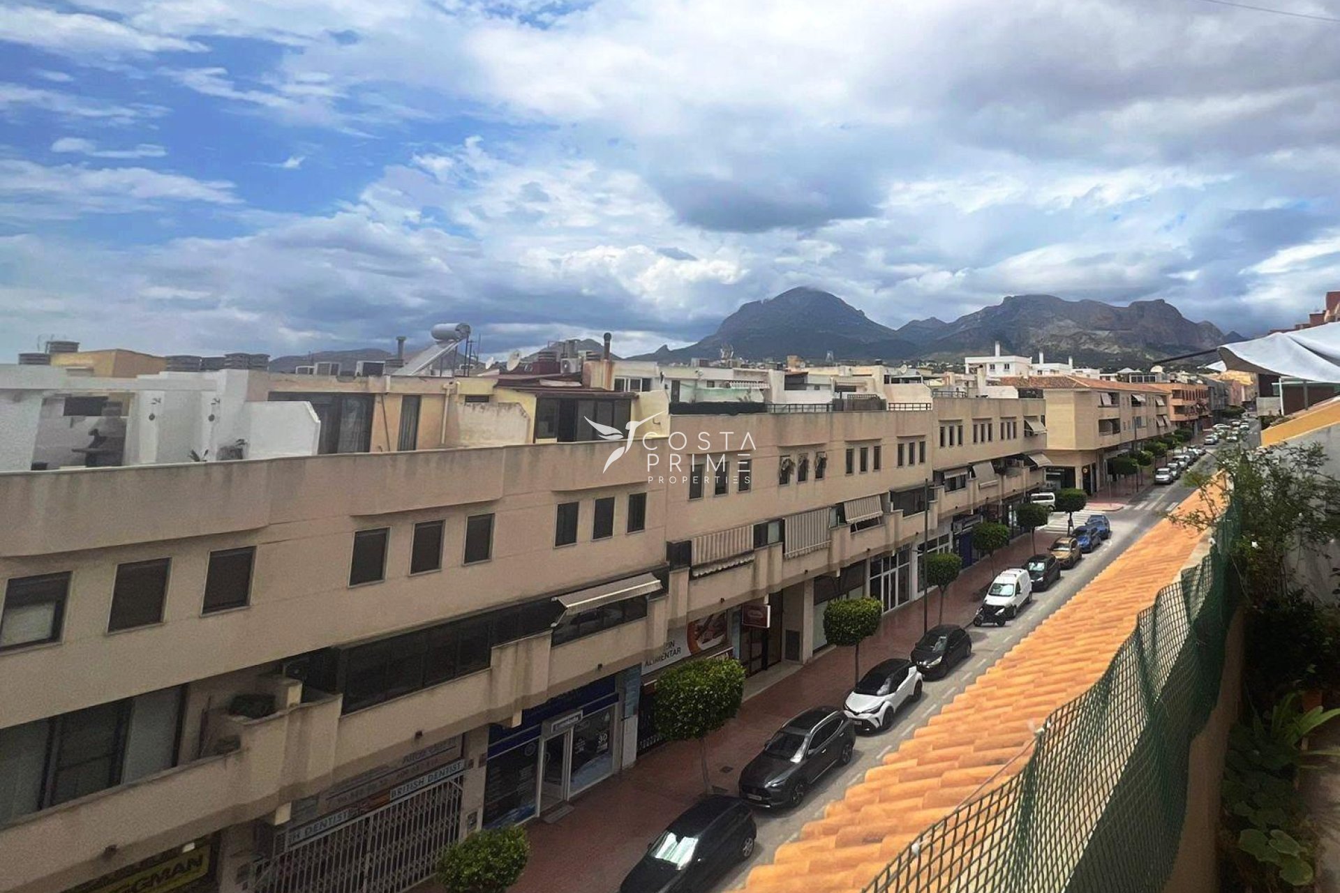 Resale - Townhouse / Semi - Alfas del Pí