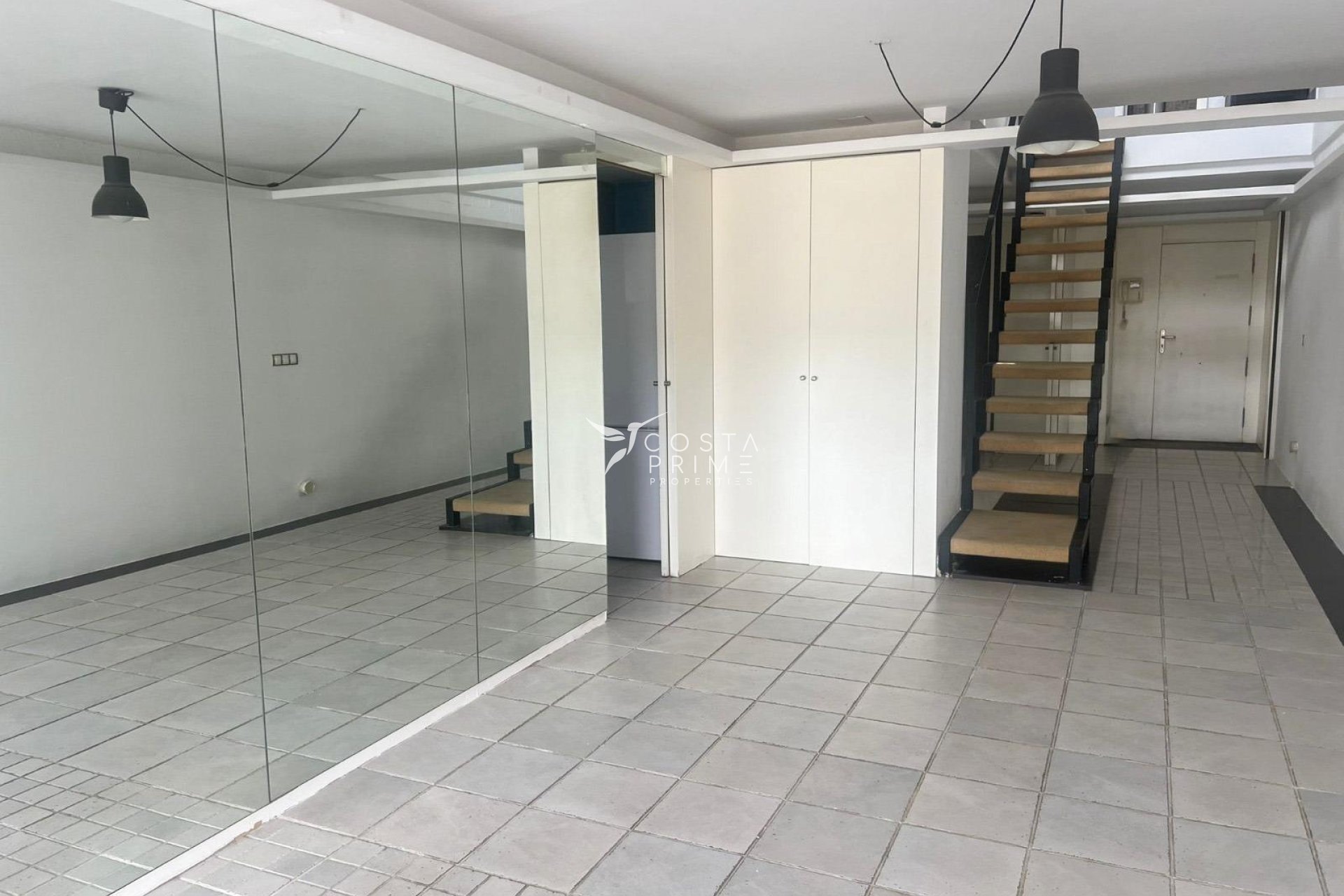 Resale - Townhouse / Semi - Alfas del Pí