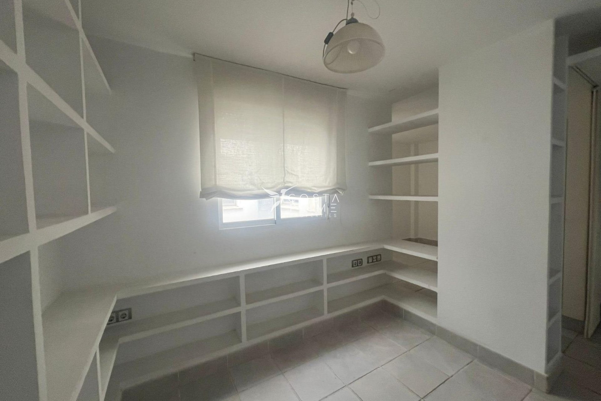 Resale - Townhouse / Semi - Alfas del Pí