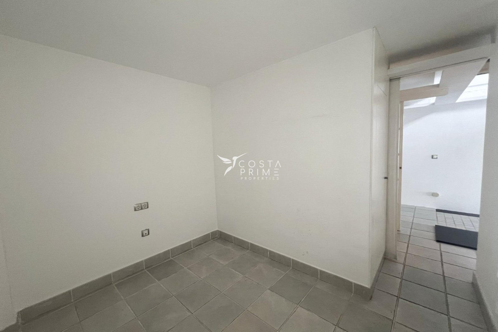 Resale - Townhouse / Semi - Alfas del Pí