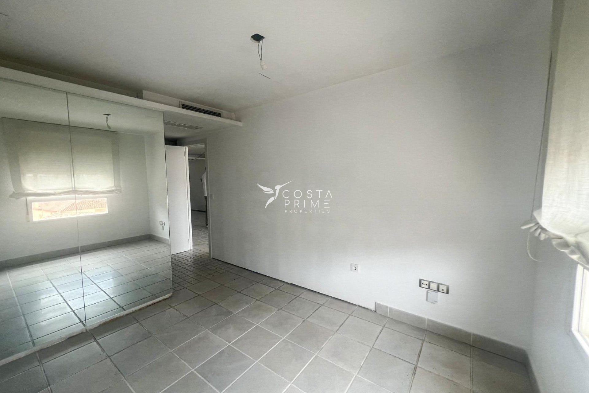 Resale - Townhouse / Semi - Alfas del Pí