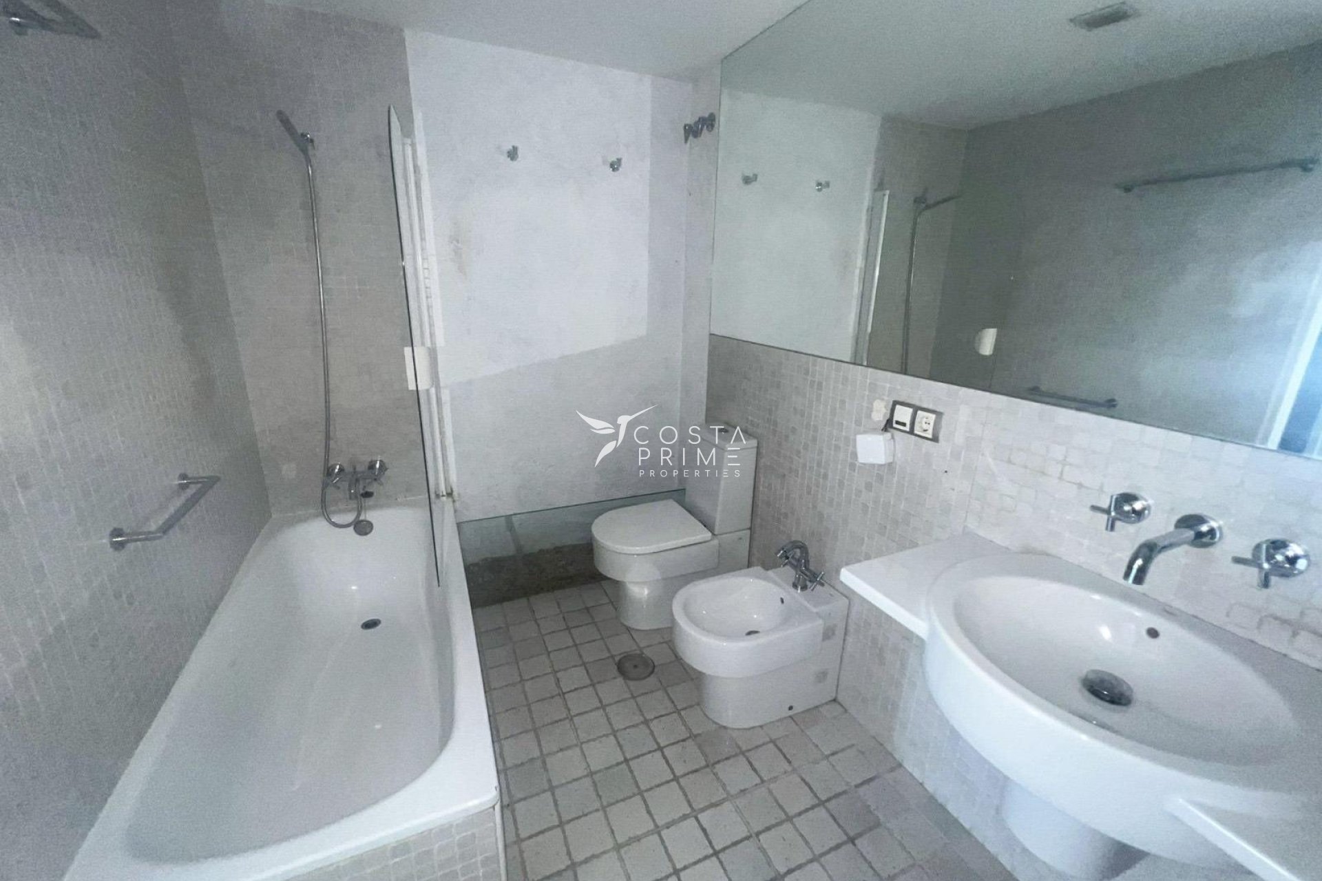 Resale - Townhouse / Semi - Alfas del Pí