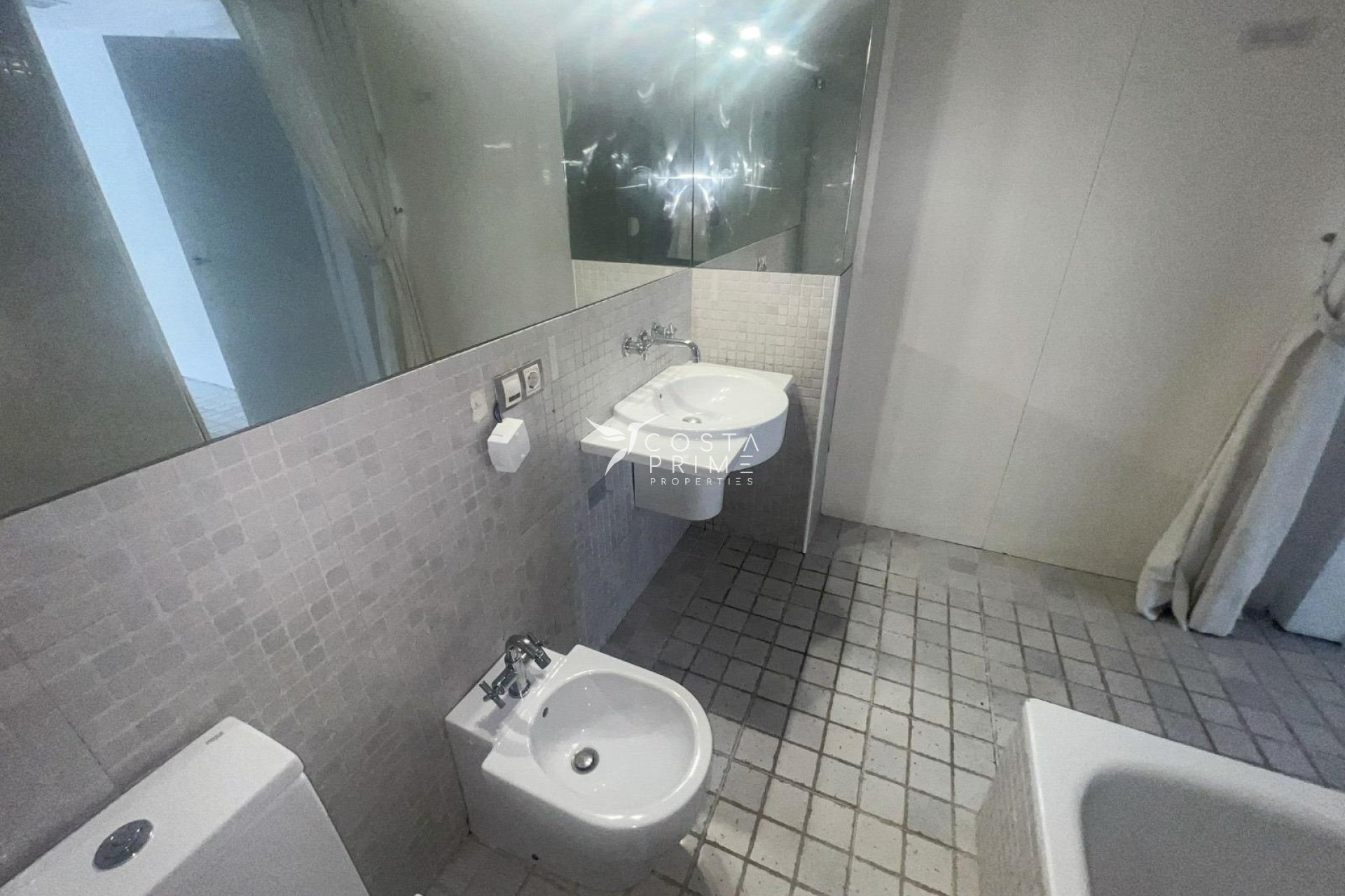 Resale - Townhouse / Semi - Alfas del Pí