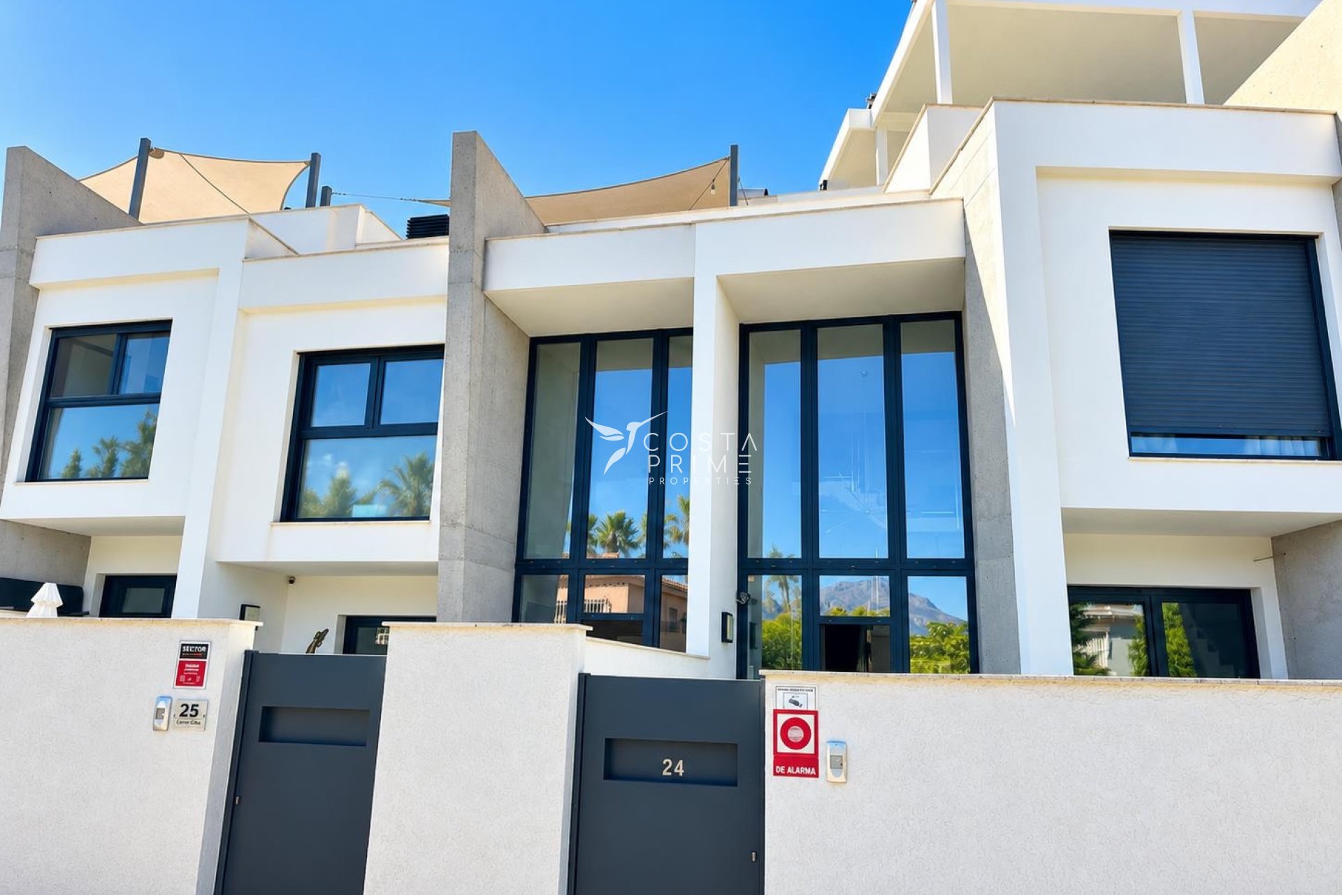 Resale - Townhouse / Semi - Alfas del Pí