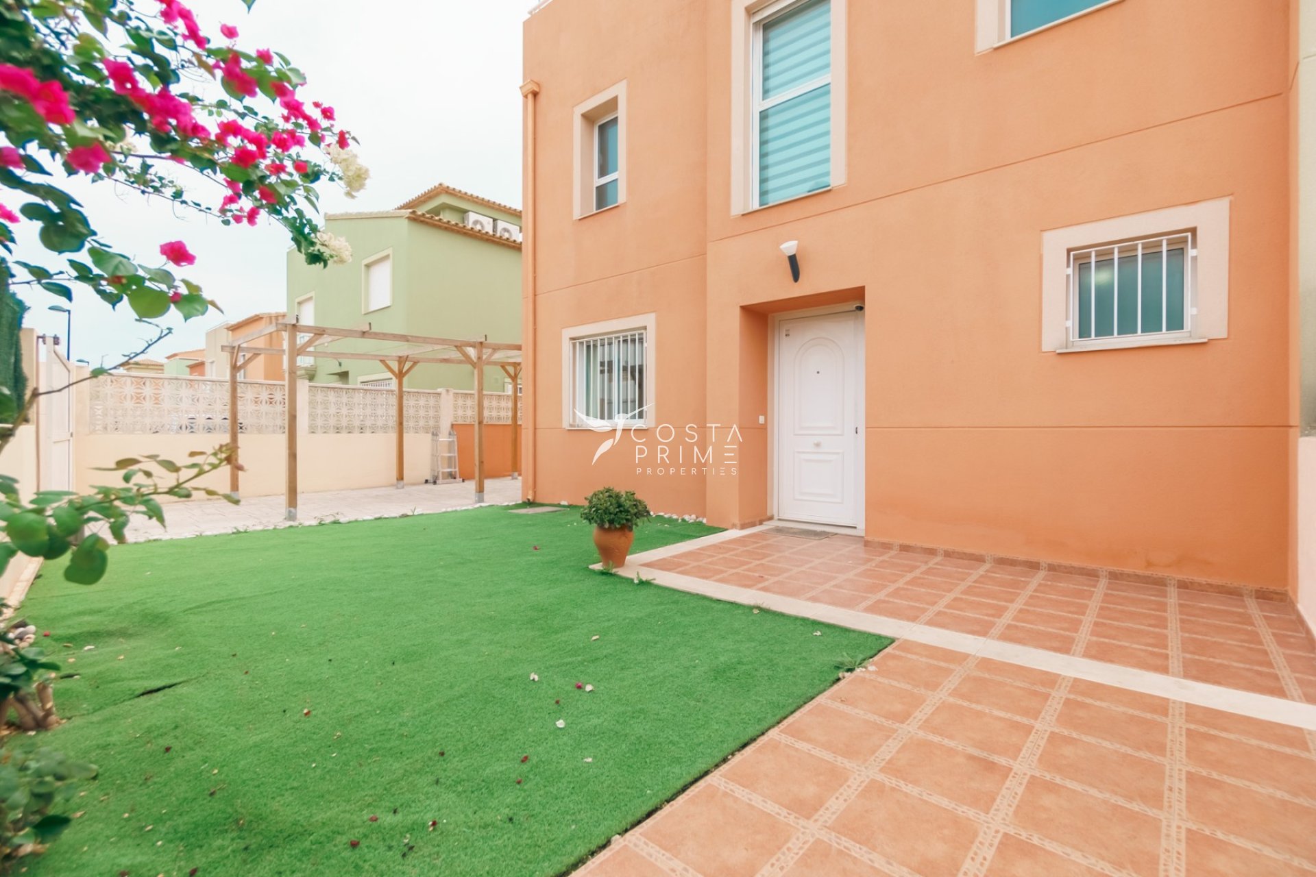 Resale - Townhouse / Semi - Alfas del Pí