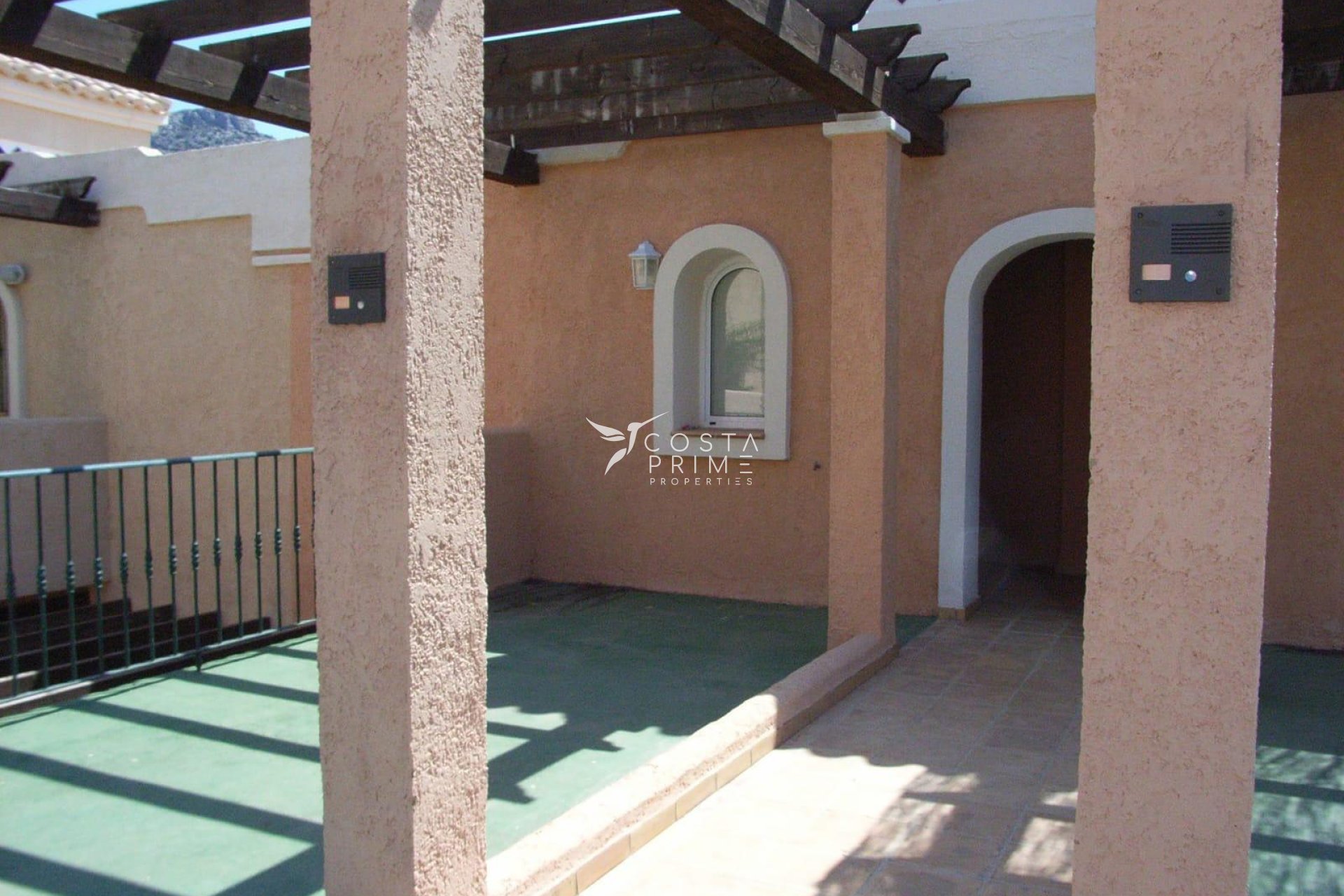 Resale - Townhouse / Semi - Altea