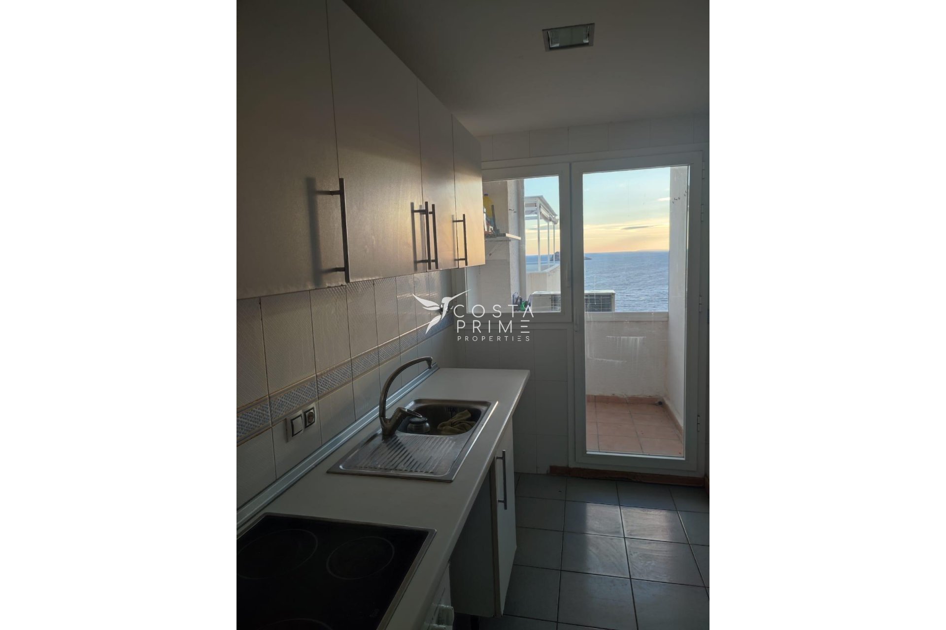 Resale - Townhouse / Semi - Benidorm