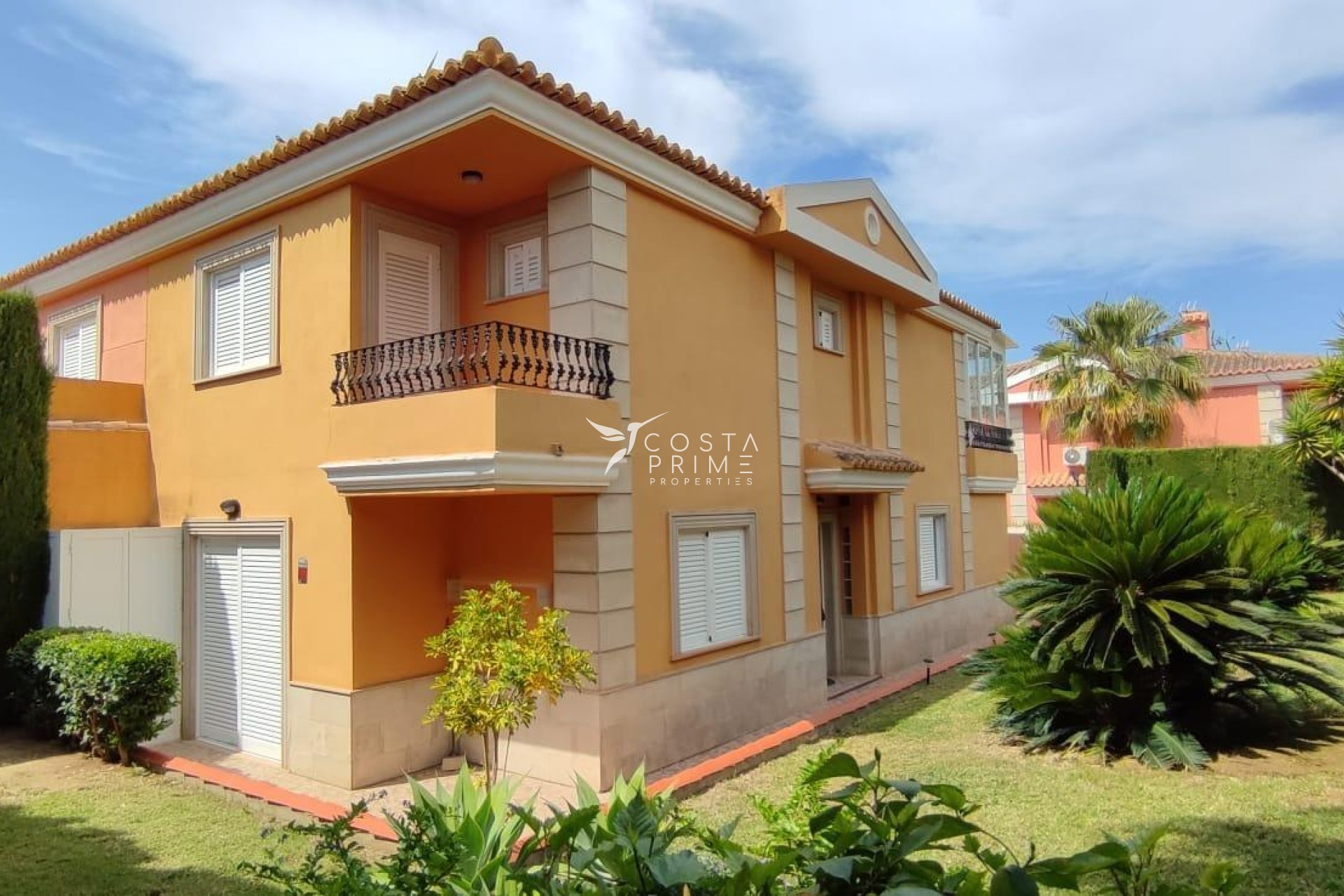 Resale - Townhouse / Semi - Benidorm