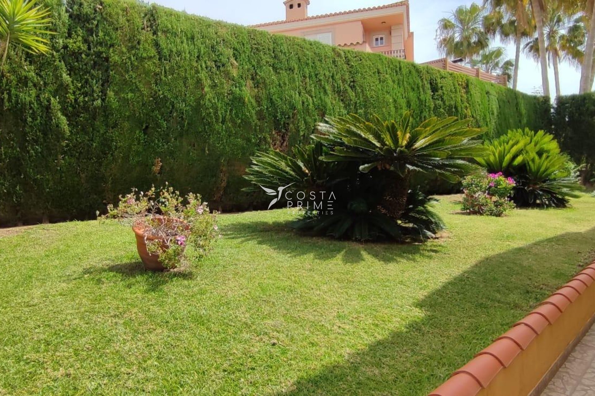 Resale - Townhouse / Semi - Benidorm