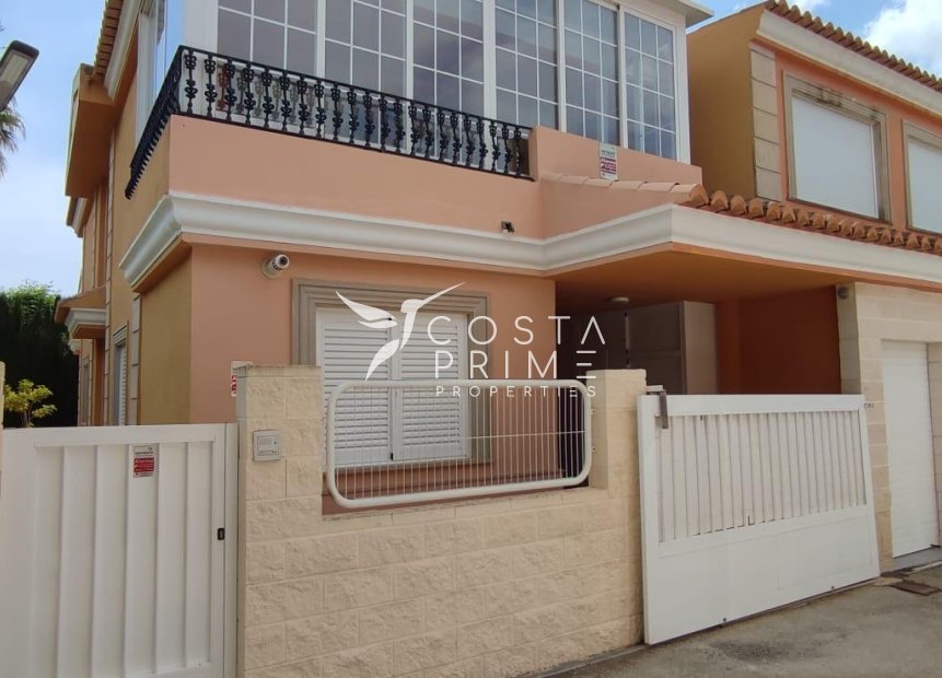 Resale - Townhouse / Semi - Benidorm