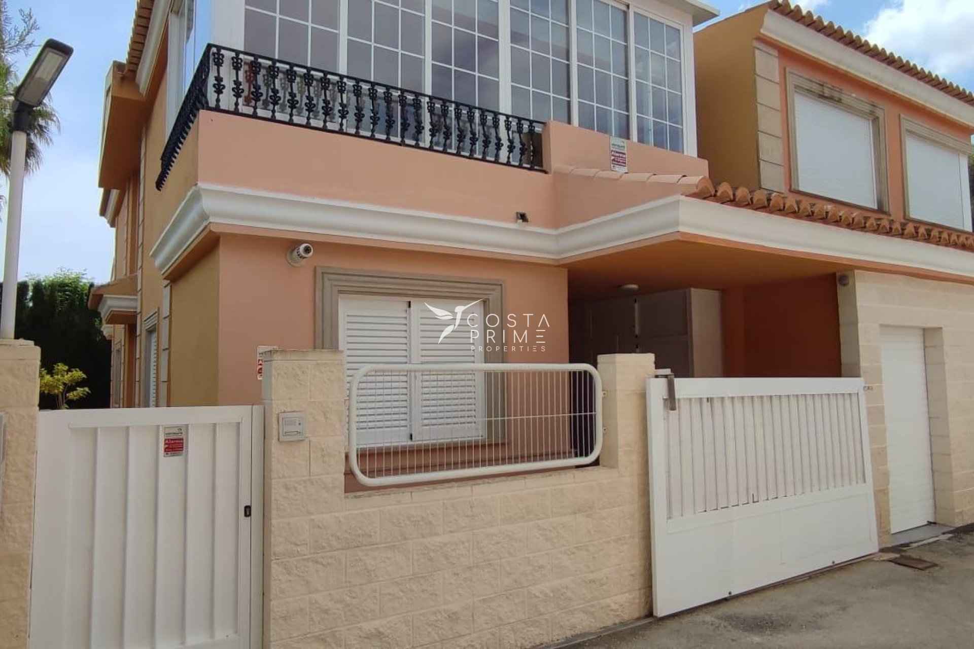 Resale - Townhouse / Semi - Benidorm