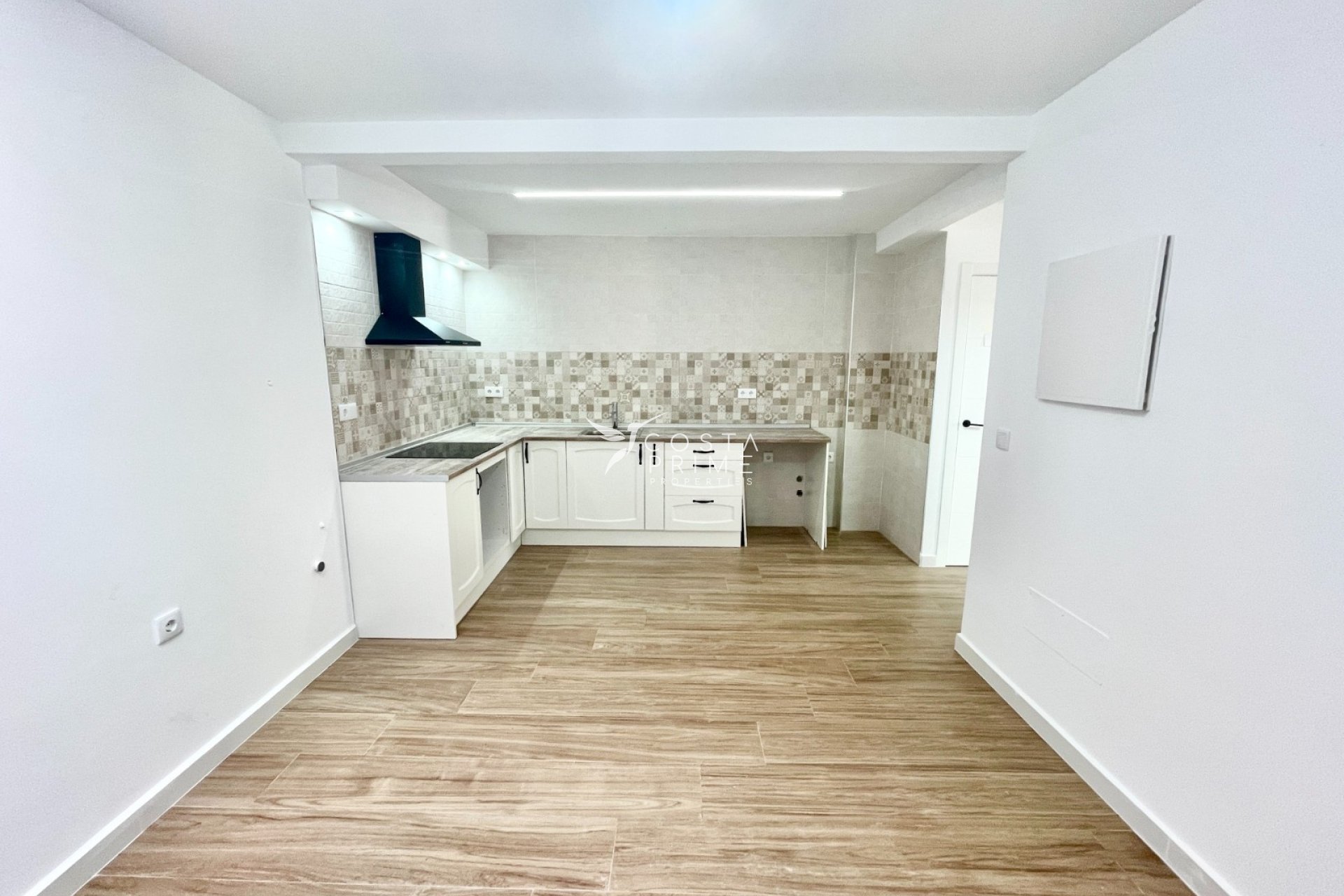 Resale - Townhouse / Semi - Daya Nueva