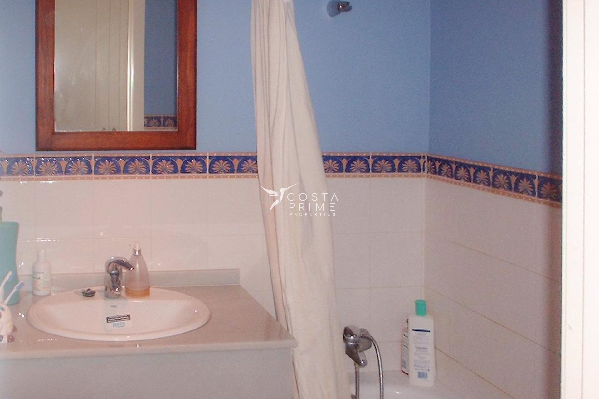 Resale - Townhouse / Semi - Finestrat