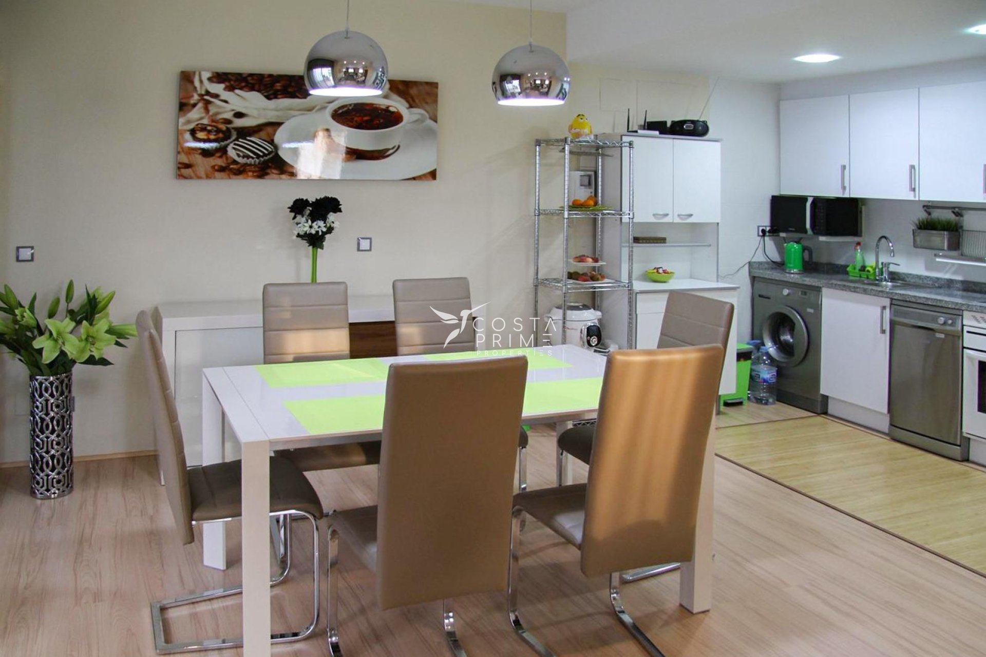 Resale - Townhouse / Semi - Finestrat