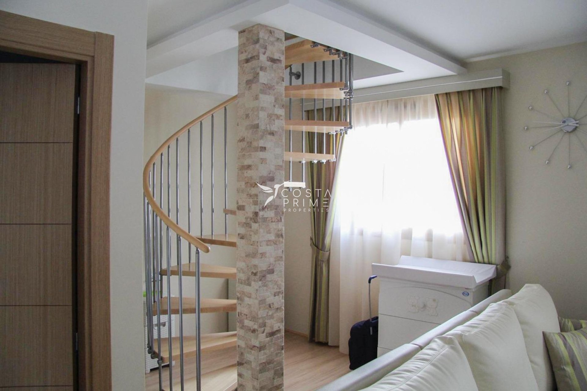 Resale - Townhouse / Semi - Finestrat