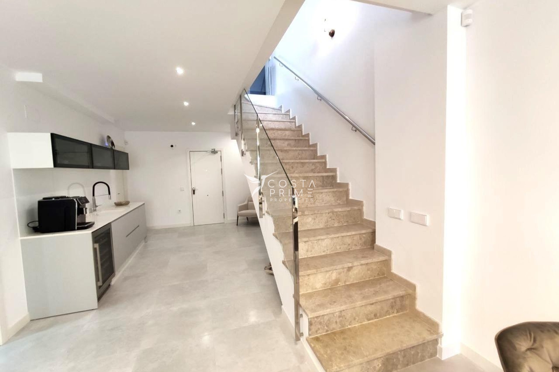 Resale - Townhouse / Semi - Finestrat