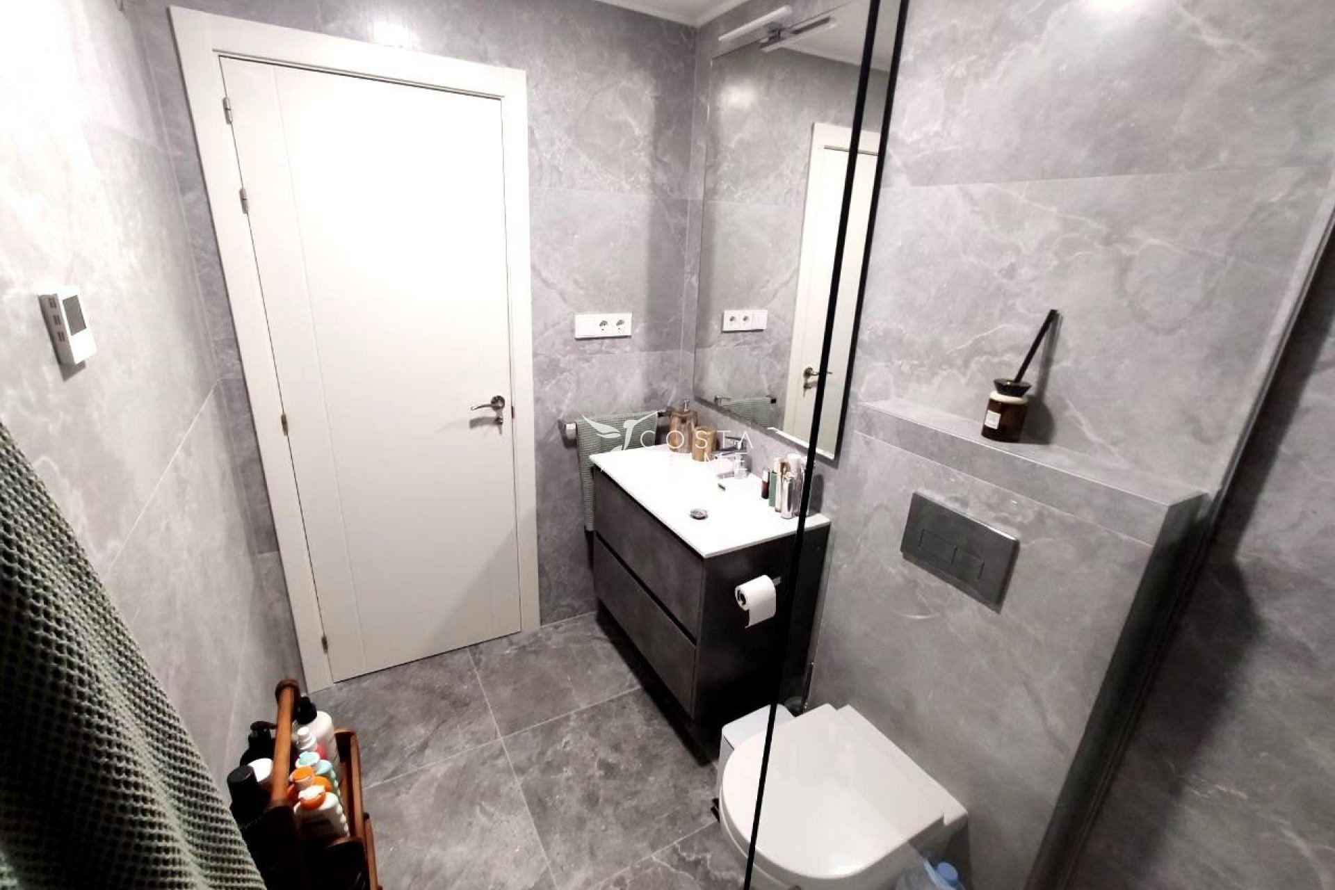 Resale - Townhouse / Semi - Finestrat