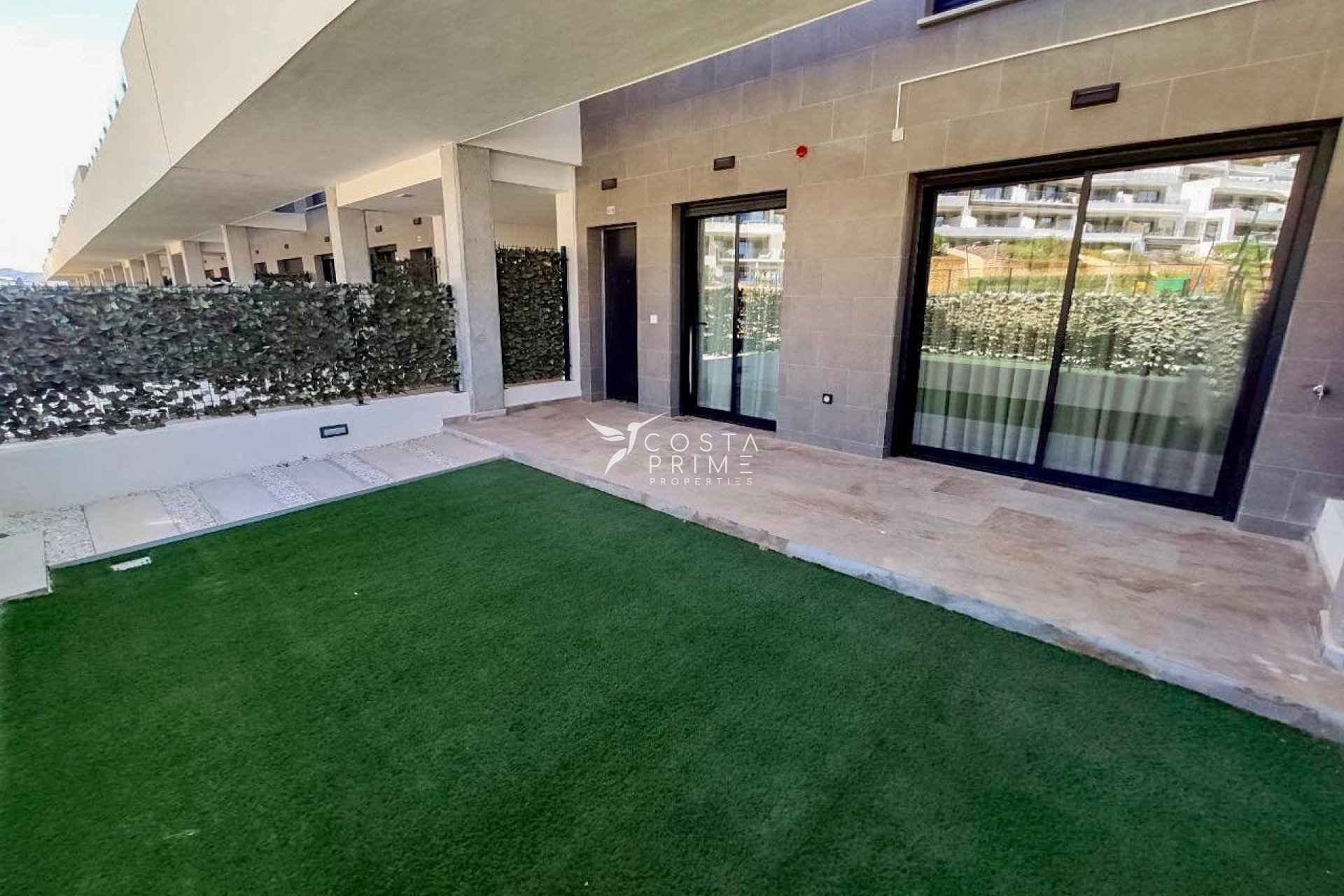 Resale - Townhouse / Semi - Finestrat