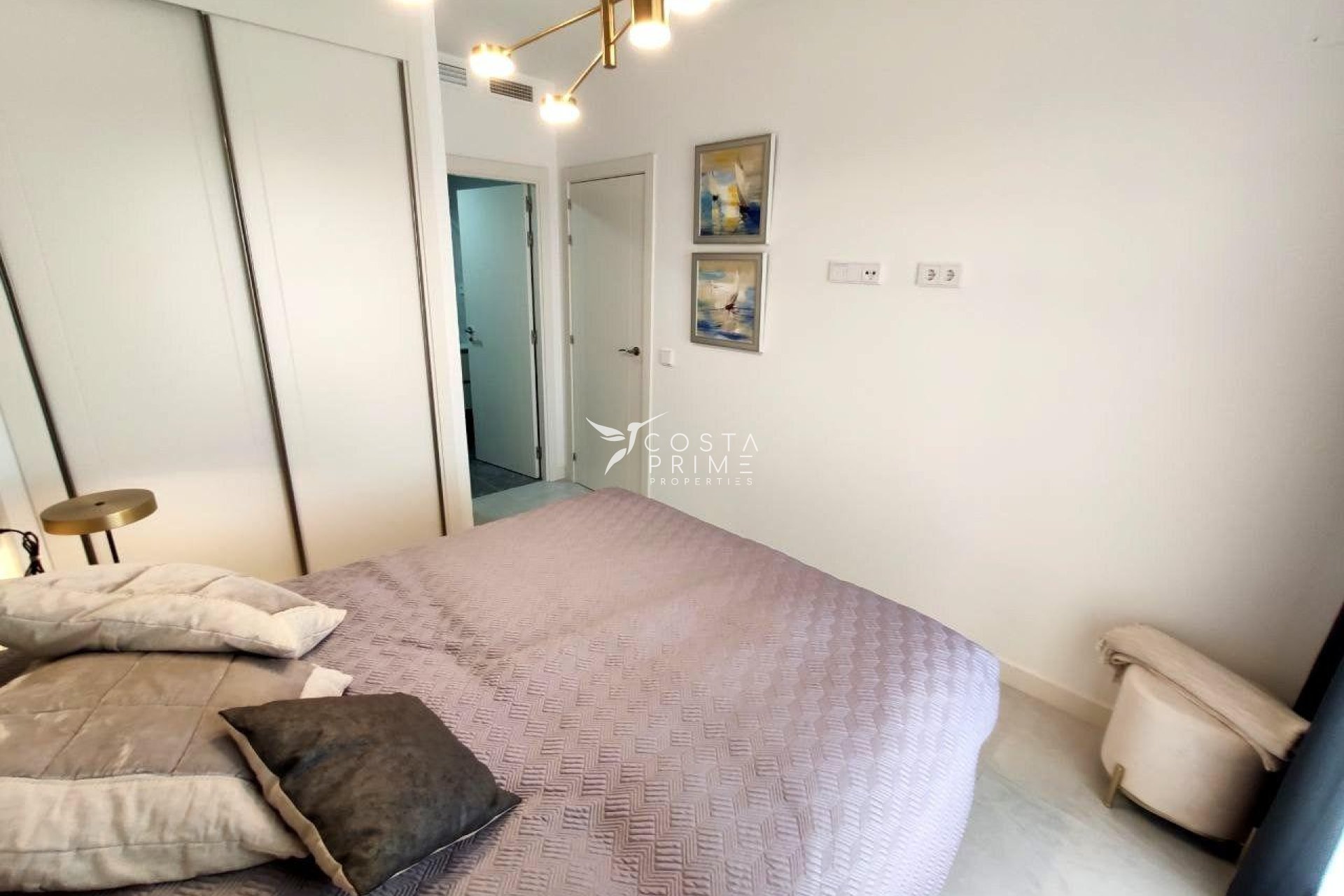 Resale - Townhouse / Semi - Finestrat