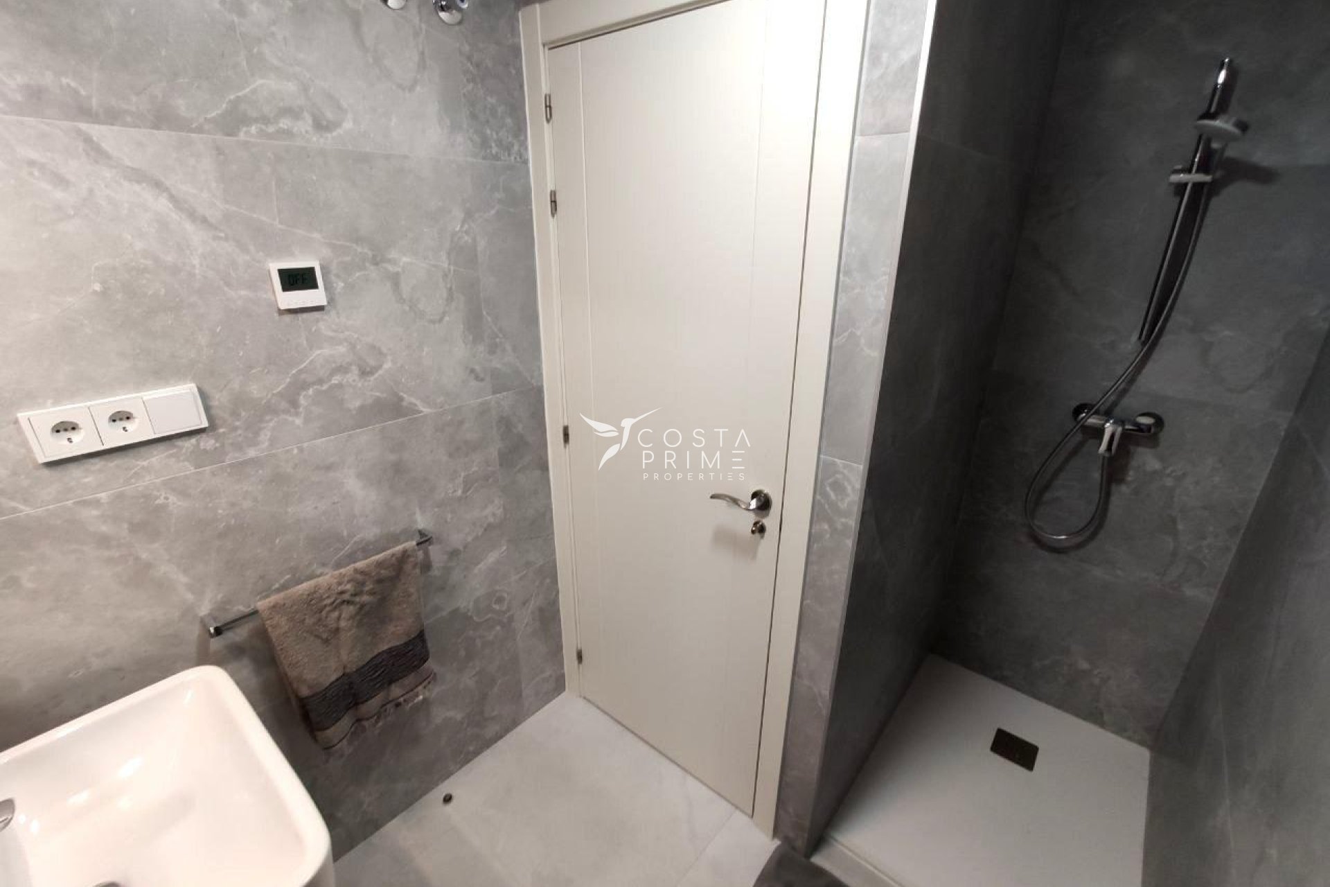 Resale - Townhouse / Semi - Finestrat