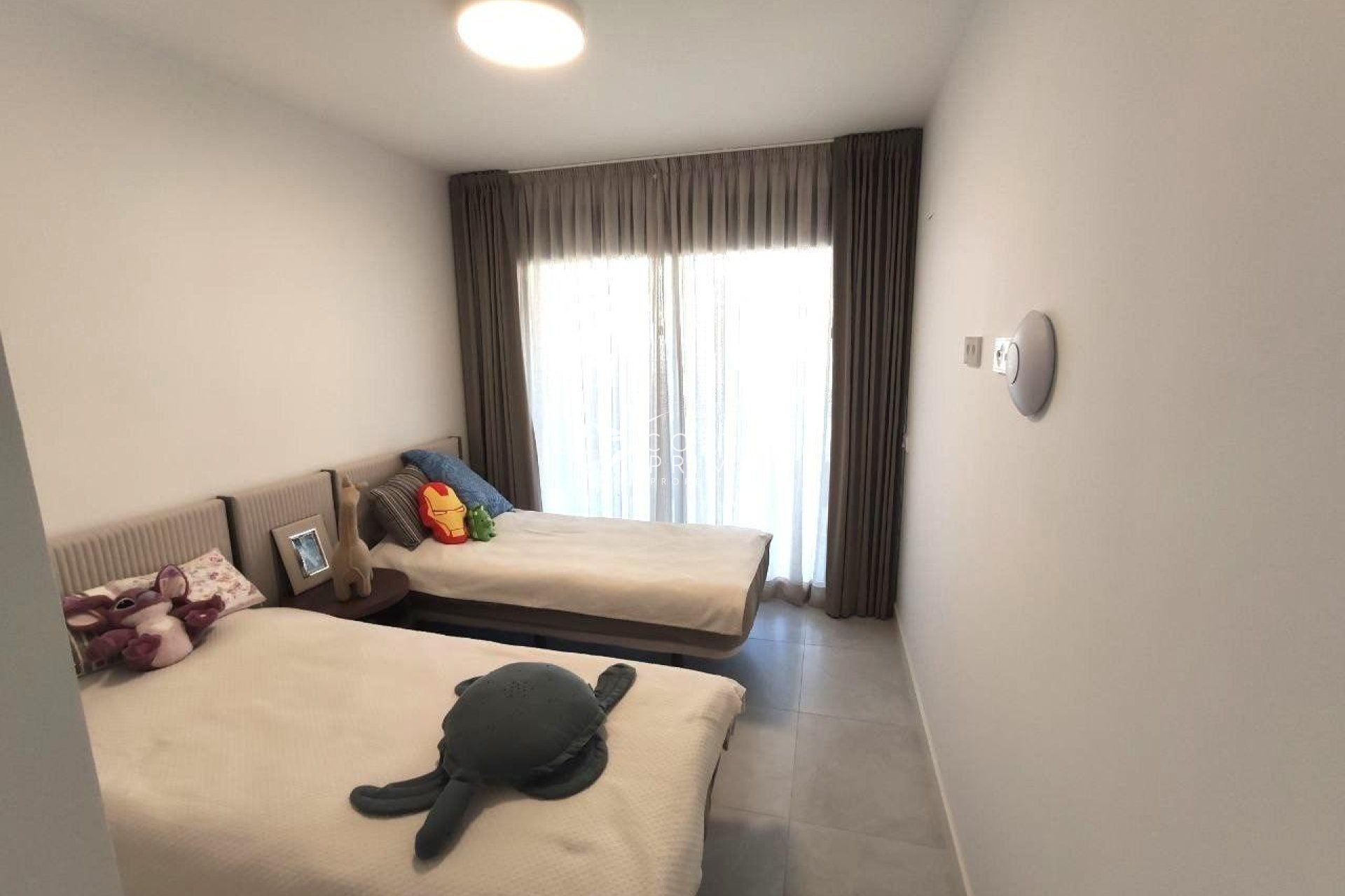 Resale - Townhouse / Semi - Finestrat