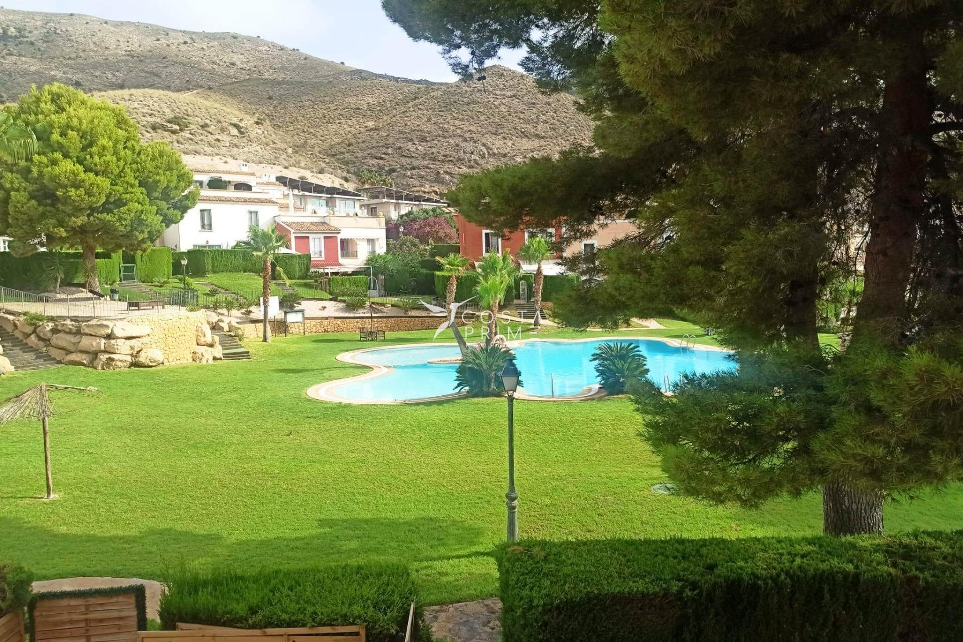 Resale - Townhouse / Semi - Finestrat