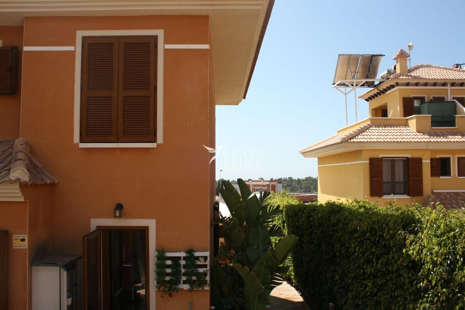 Resale - Townhouse / Semi - Finestrat