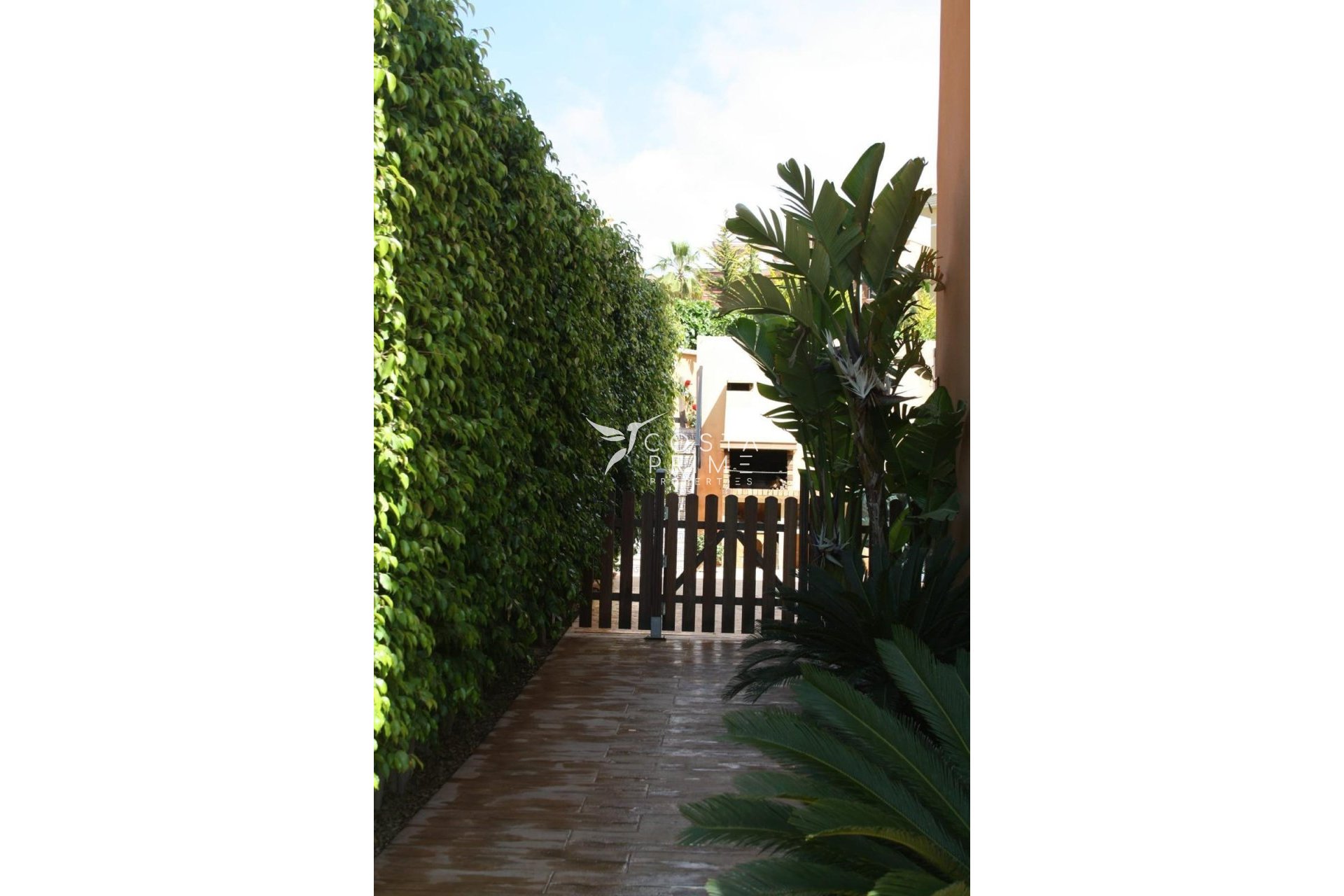 Resale - Townhouse / Semi - Finestrat