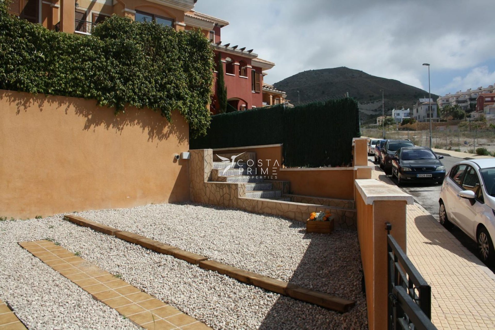 Resale - Townhouse / Semi - Finestrat