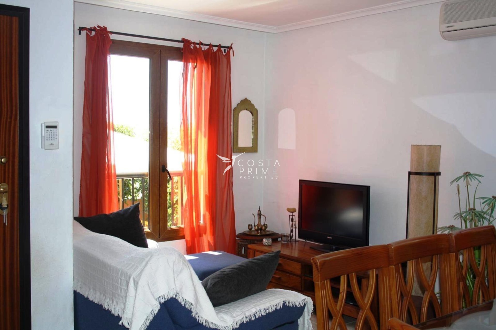 Resale - Townhouse / Semi - Finestrat