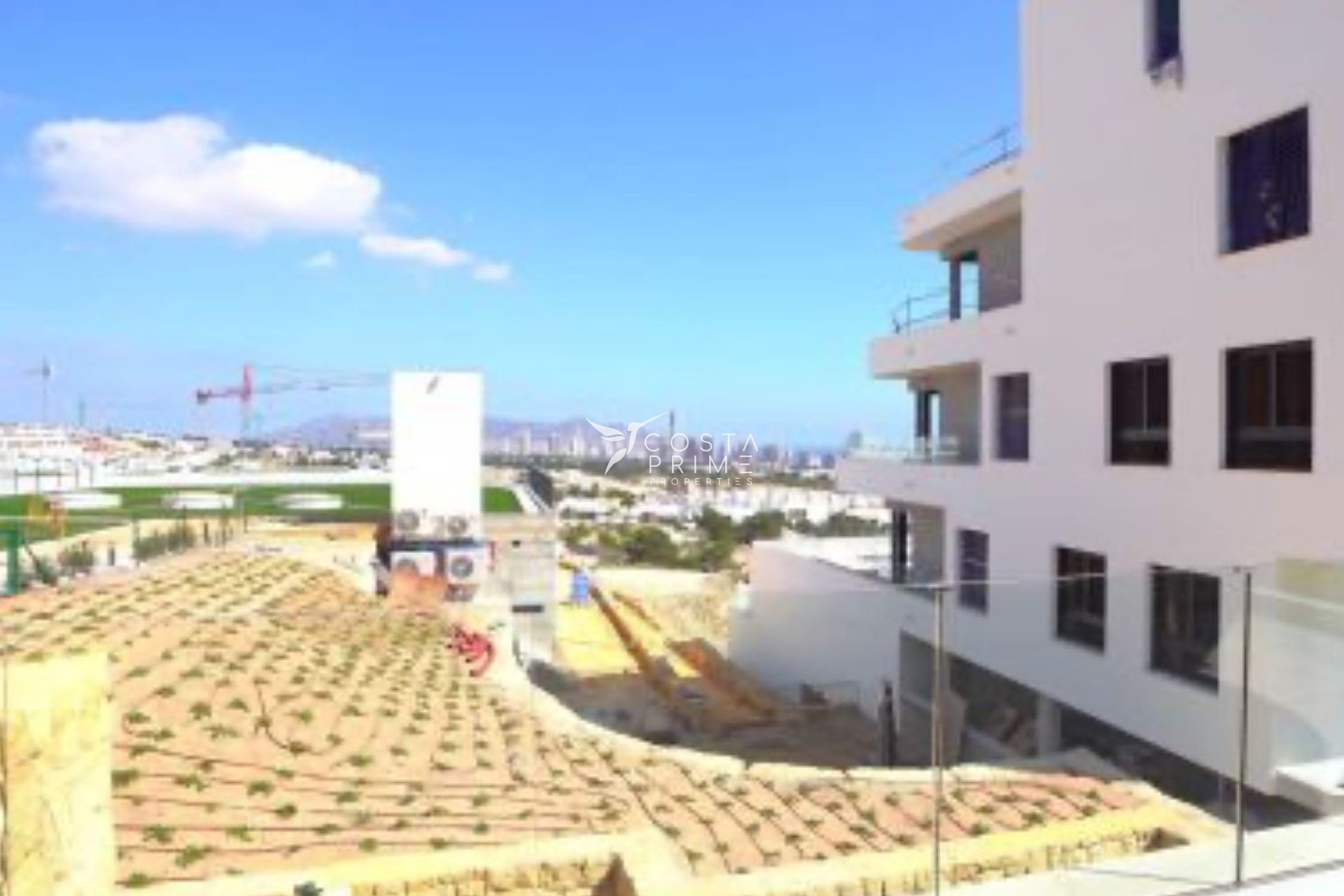 Resale - Townhouse / Semi - Finestrat