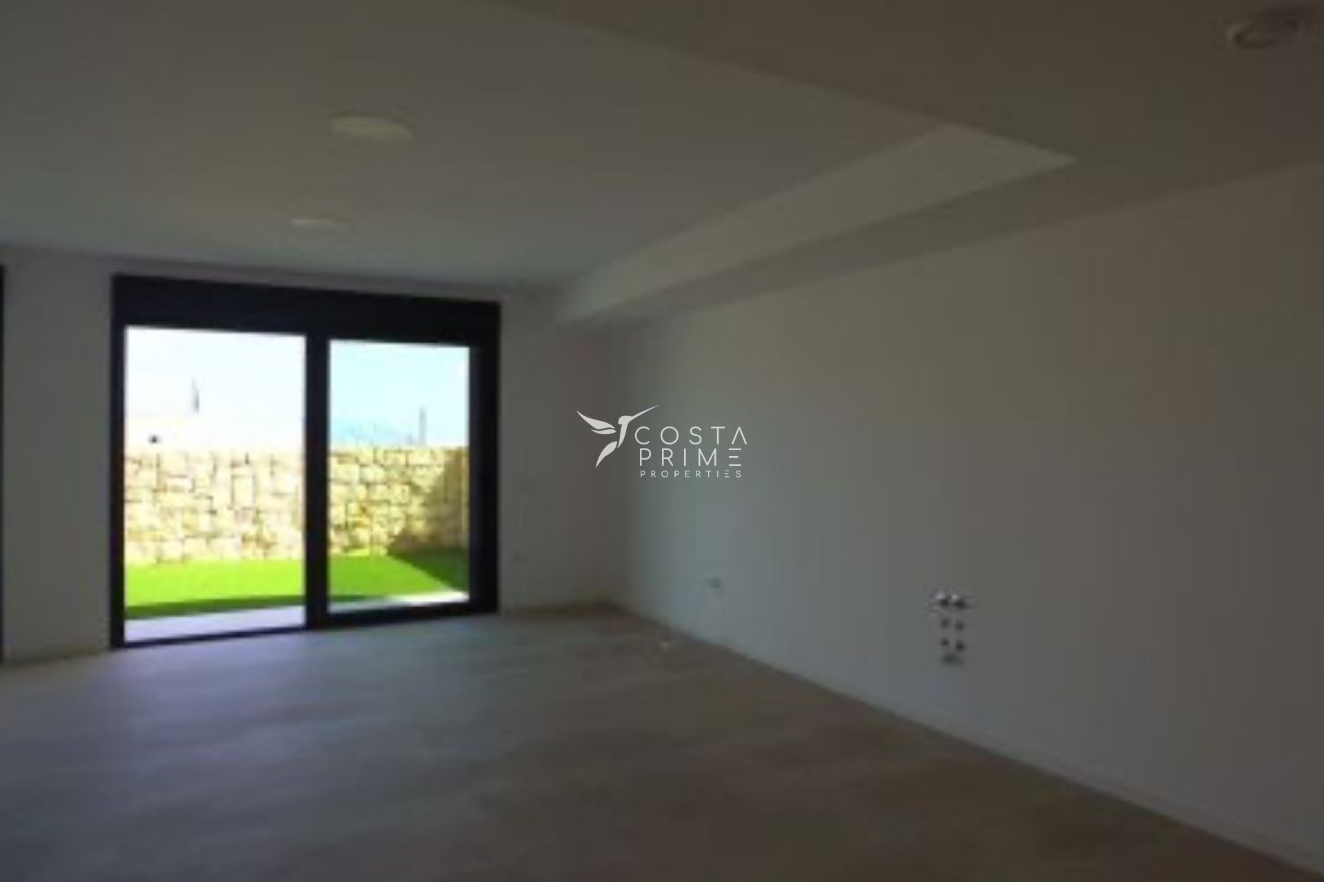 Resale - Townhouse / Semi - Finestrat