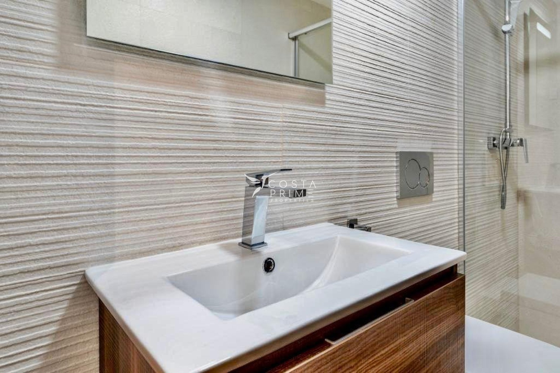 Resale - Townhouse / Semi - Finestrat
