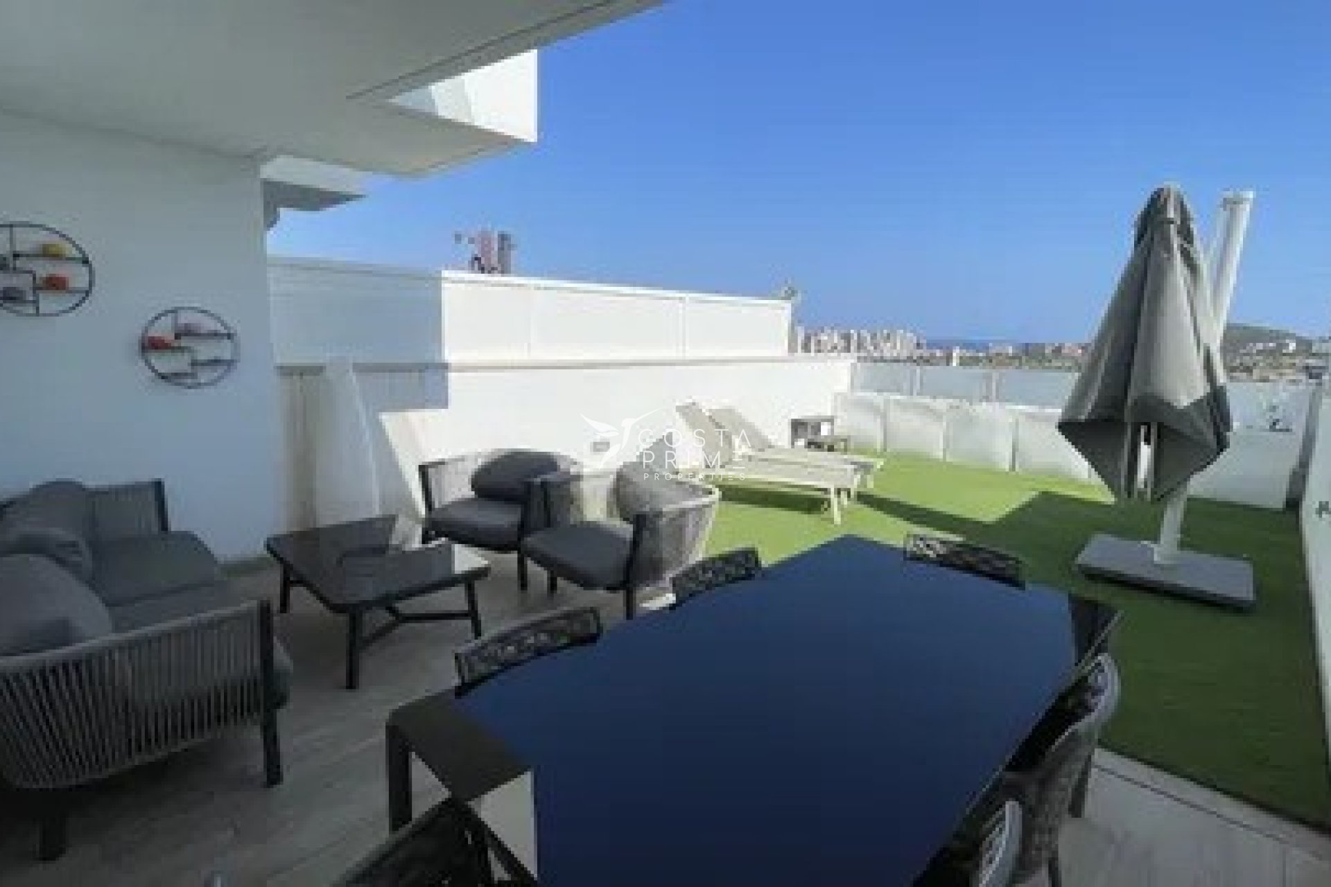 Resale - Townhouse / Semi - Finestrat