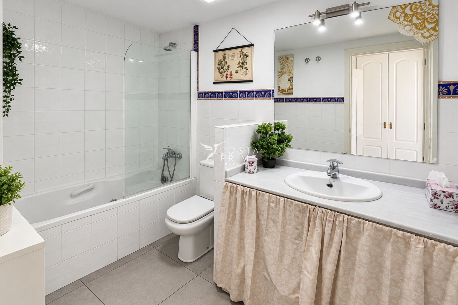 Resale - Townhouse / Semi - Finestrat
