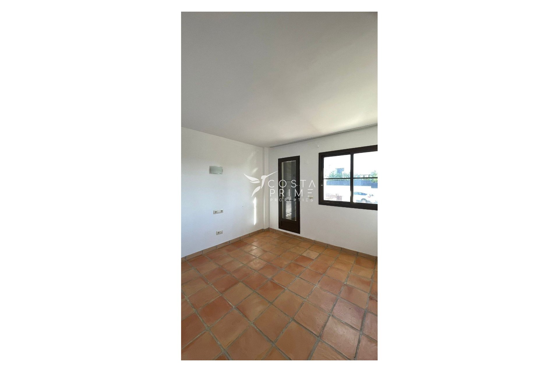 Resale - Townhouse / Semi - Finestrat