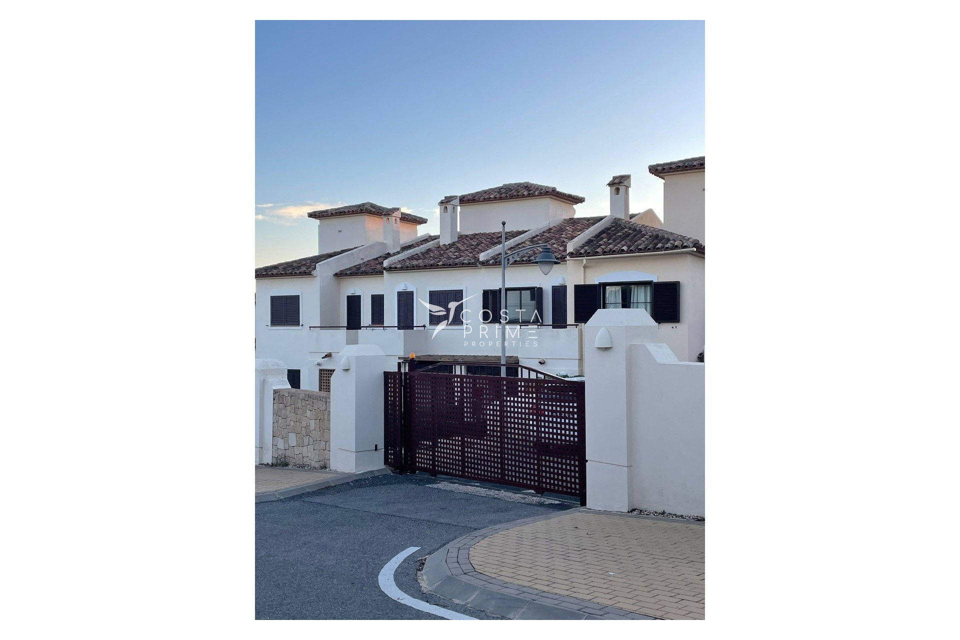 Resale - Townhouse / Semi - Finestrat