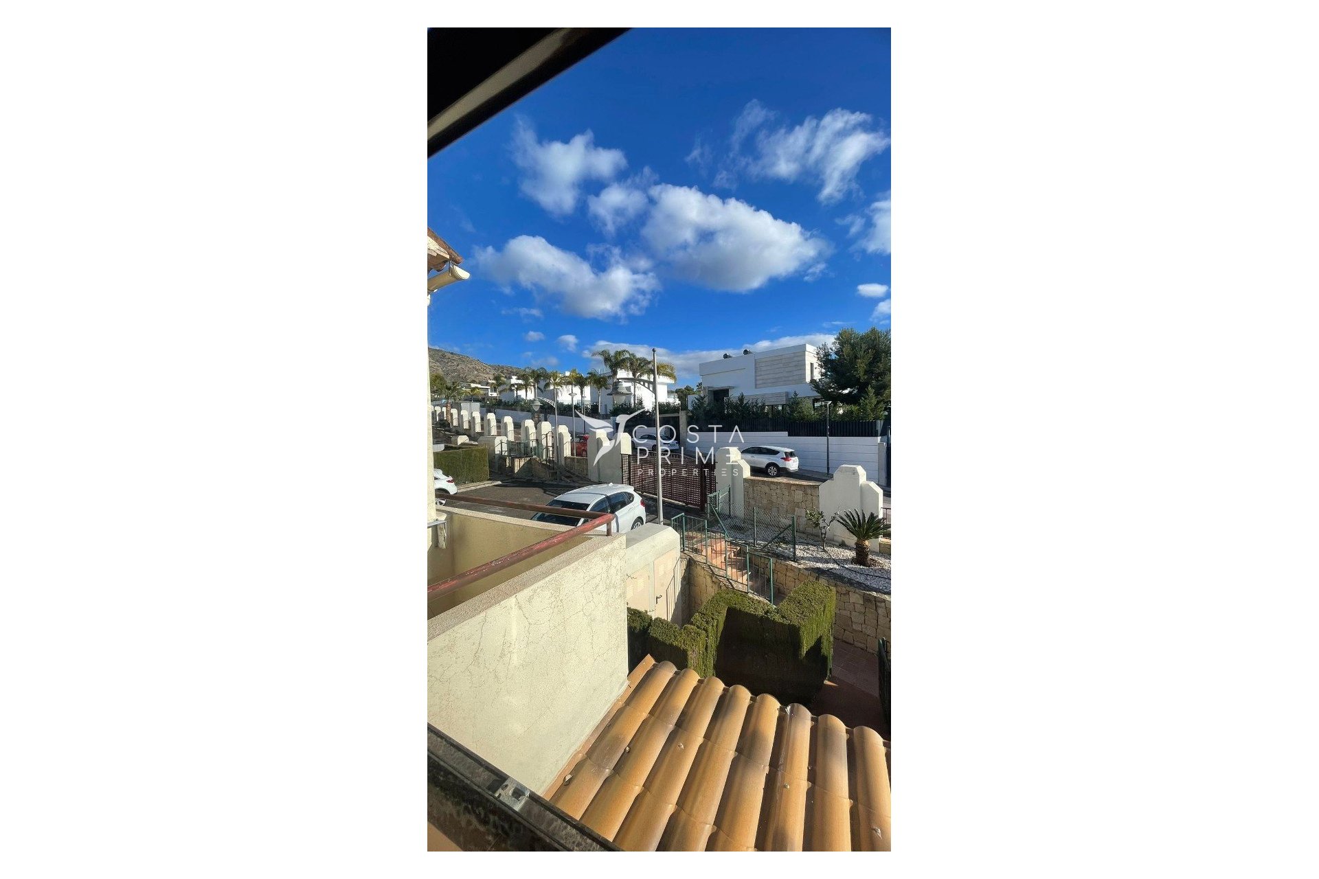 Resale - Townhouse / Semi - Finestrat