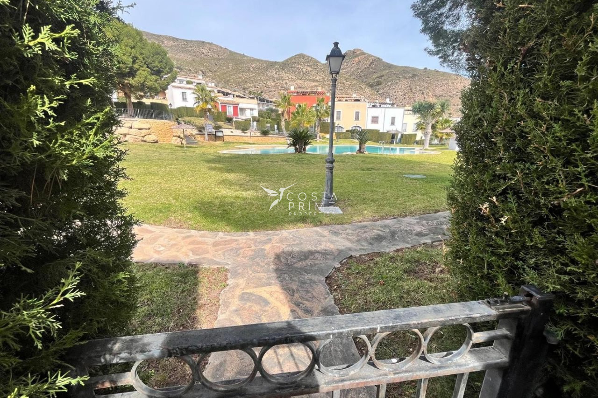 Resale - Townhouse / Semi - Finestrat