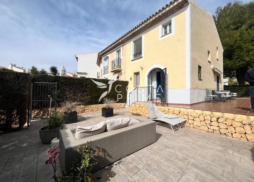 Resale - Townhouse / Semi - Finestrat