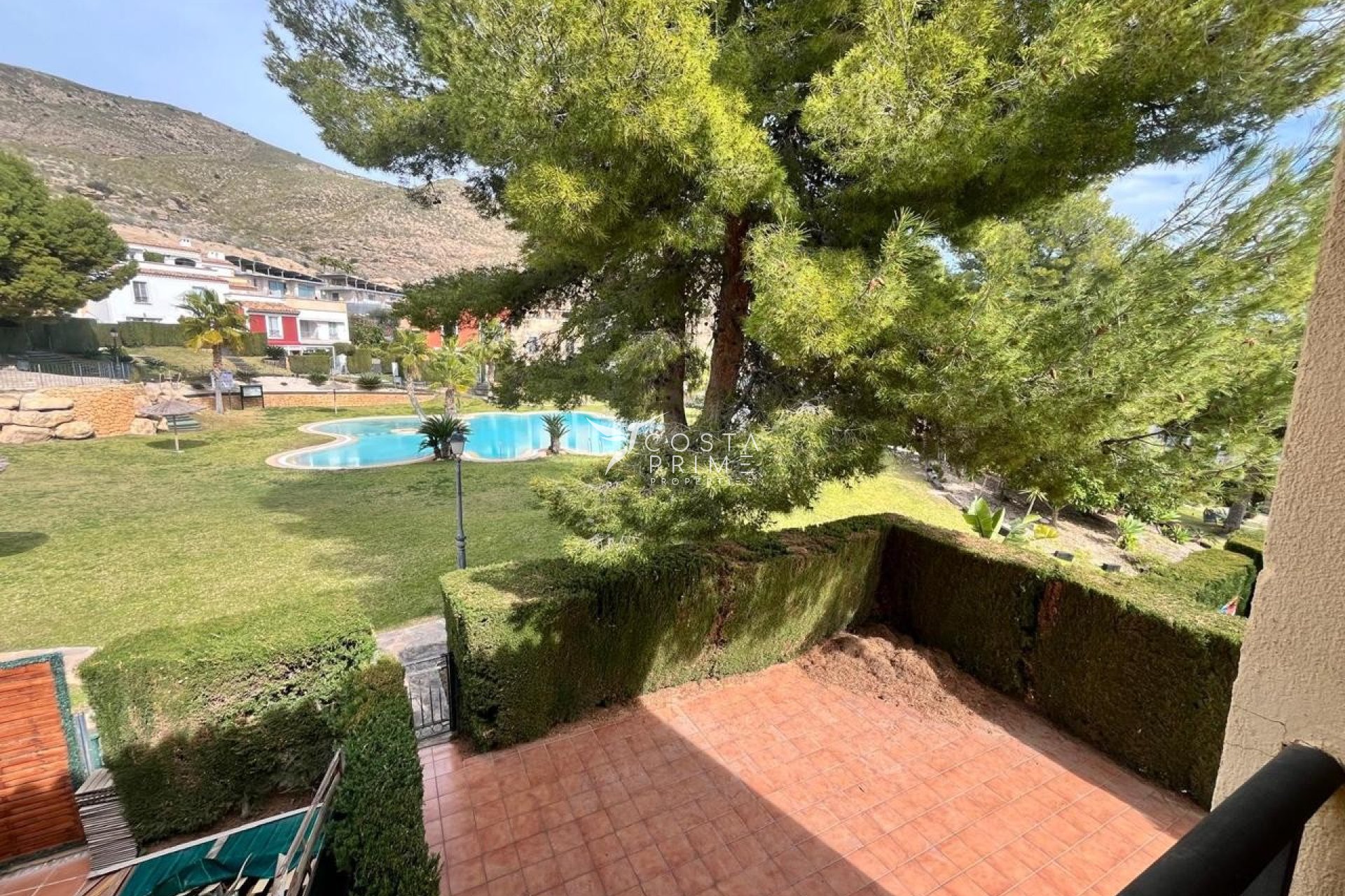 Resale - Townhouse / Semi - Finestrat