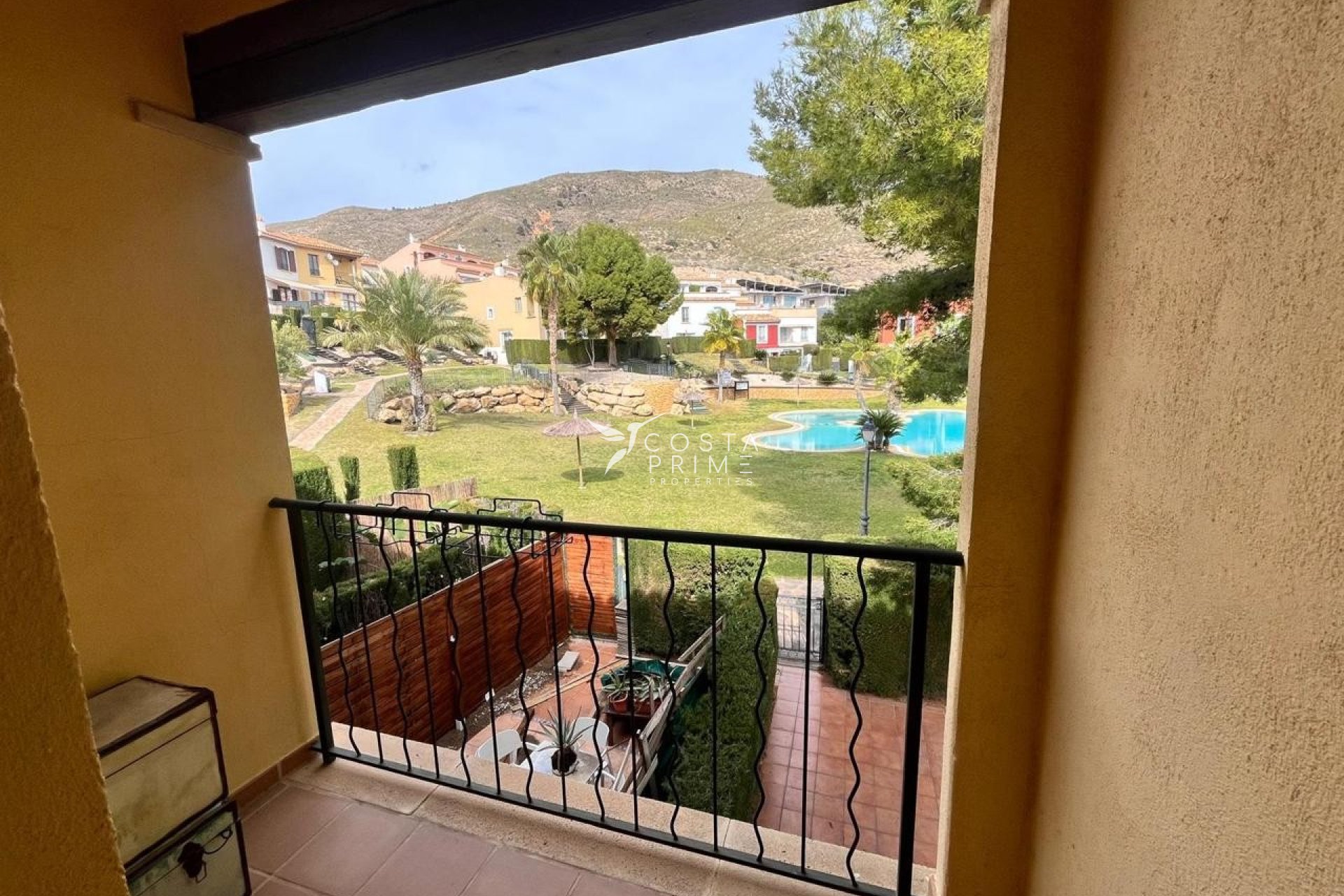 Resale - Townhouse / Semi - Finestrat