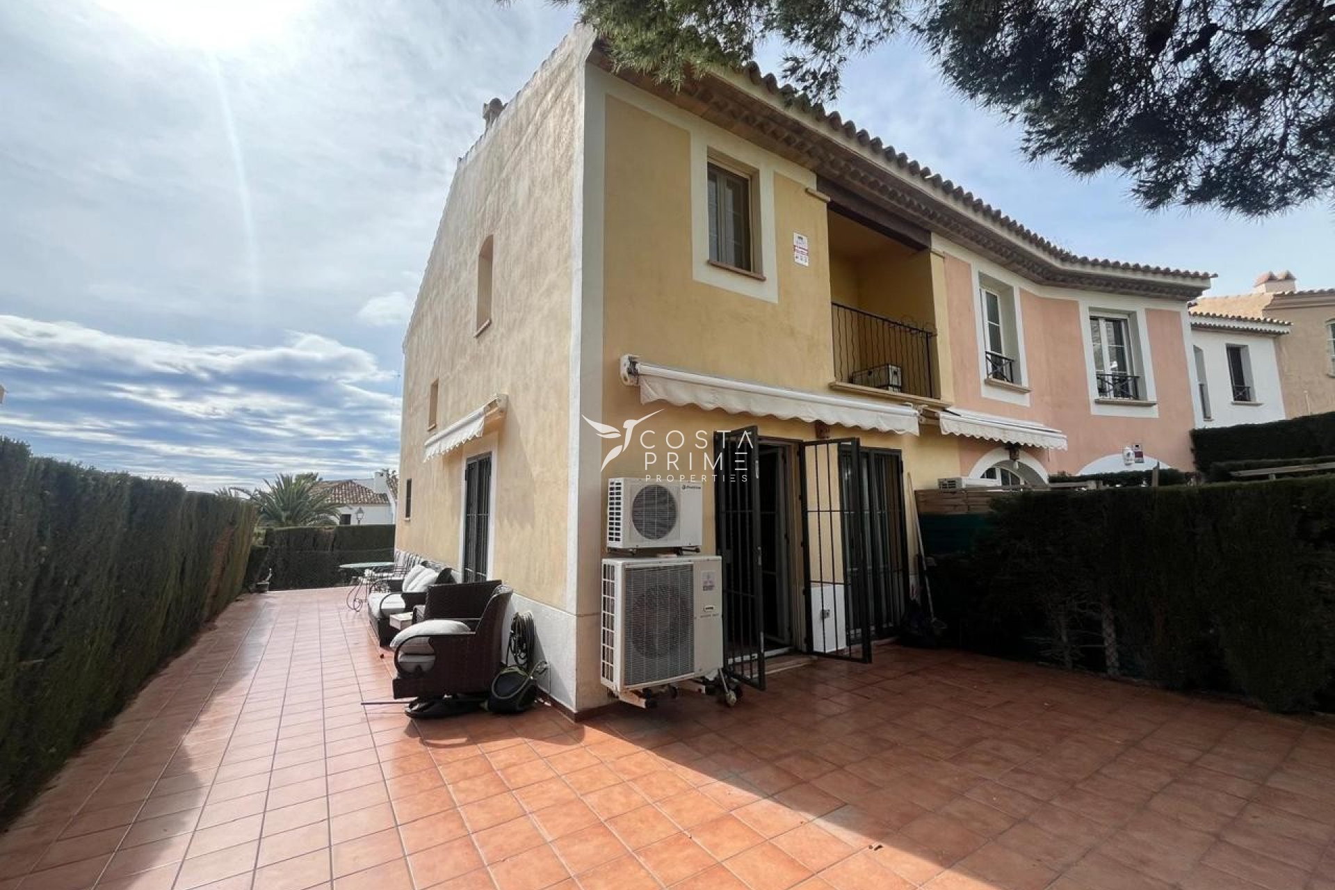 Resale - Townhouse / Semi - Finestrat