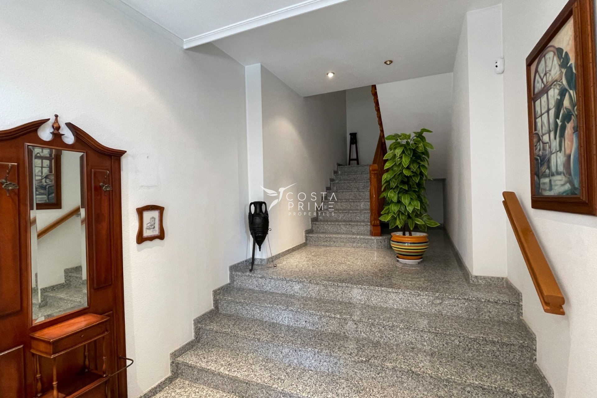 Resale - Townhouse / Semi - Formentera del Segura