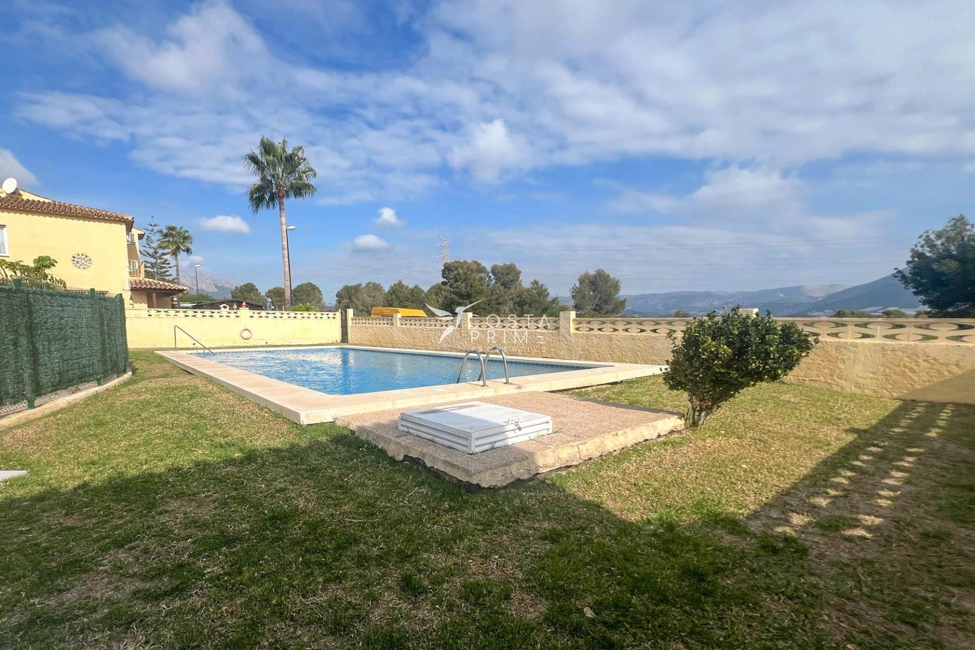 Resale - Townhouse / Semi - La Nucía