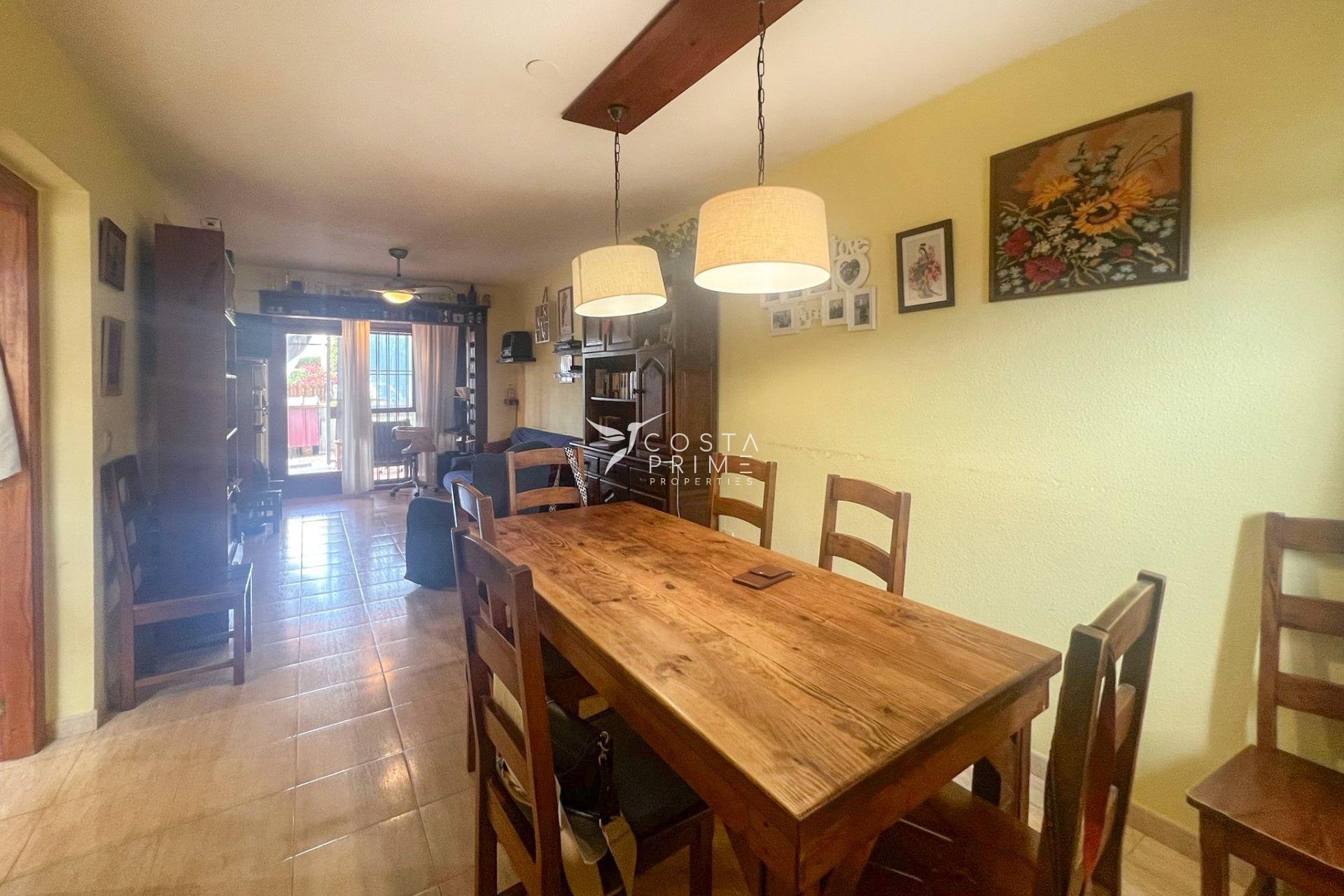 Resale - Townhouse / Semi - La Nucía