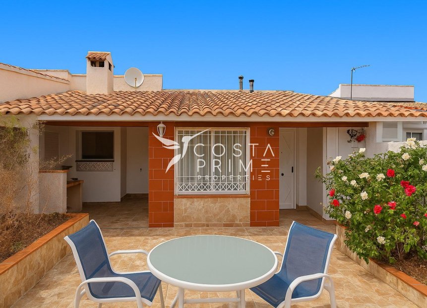 Resale - Townhouse / Semi - La Nucía